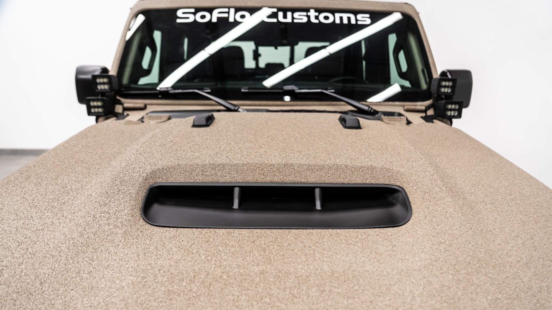 2026 JEEP GLADIATOR 4X4 in Tan, photo 23 of 60