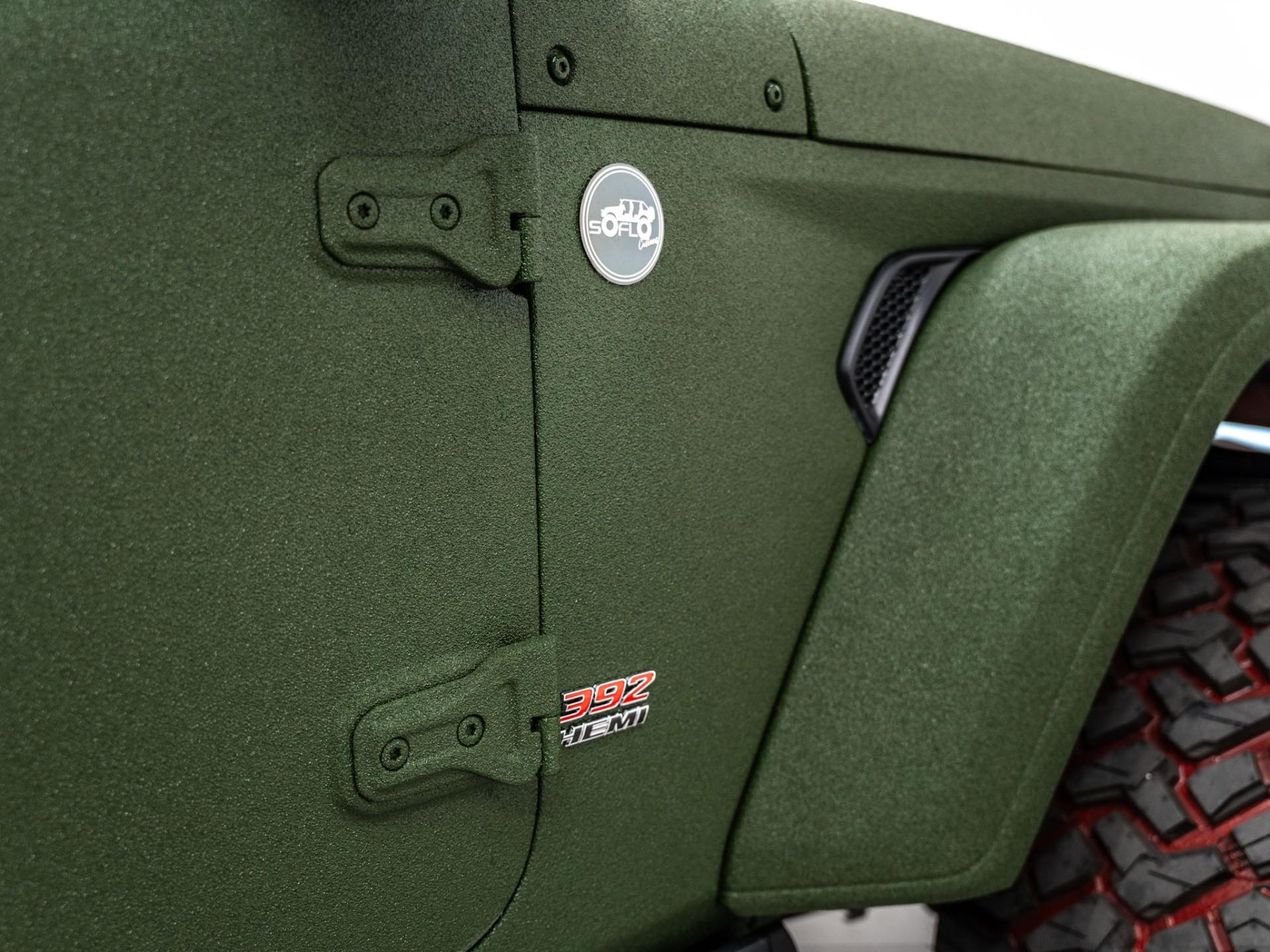 2026 JEEP GLADIATOR 4X4 in Green, photo 51 of 59