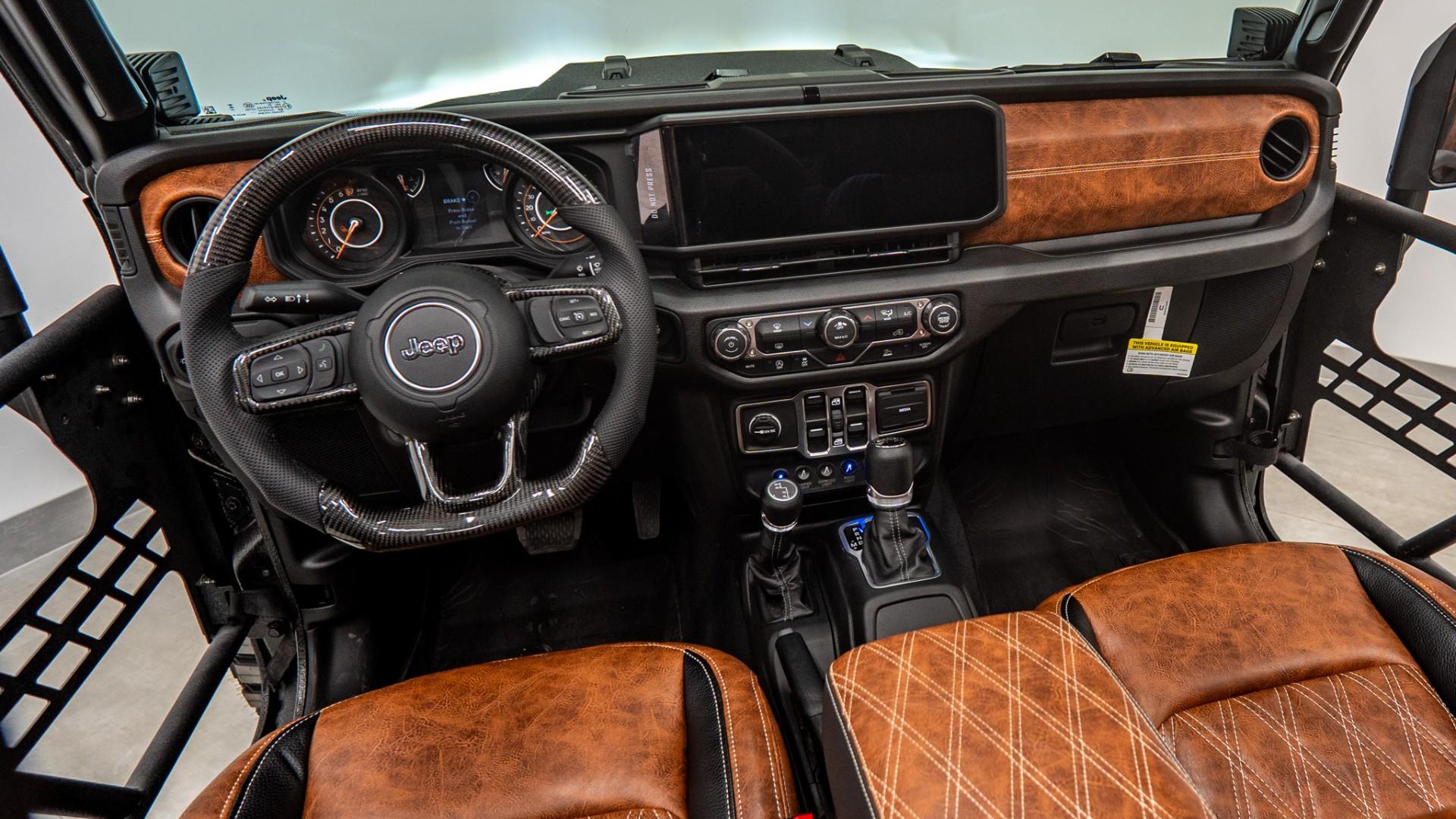 2026 JEEP GLADIATOR 4X4 in Black, photo 28 of 54