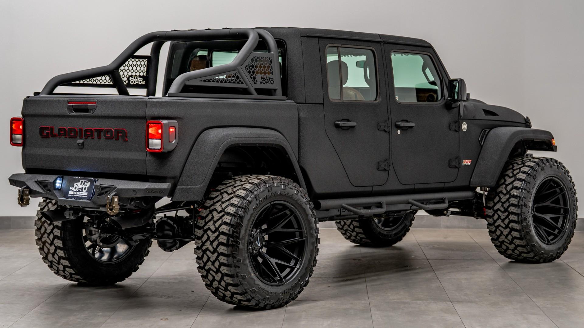 2026 JEEP GLADIATOR 4X4 in Black, photo 12 of 54