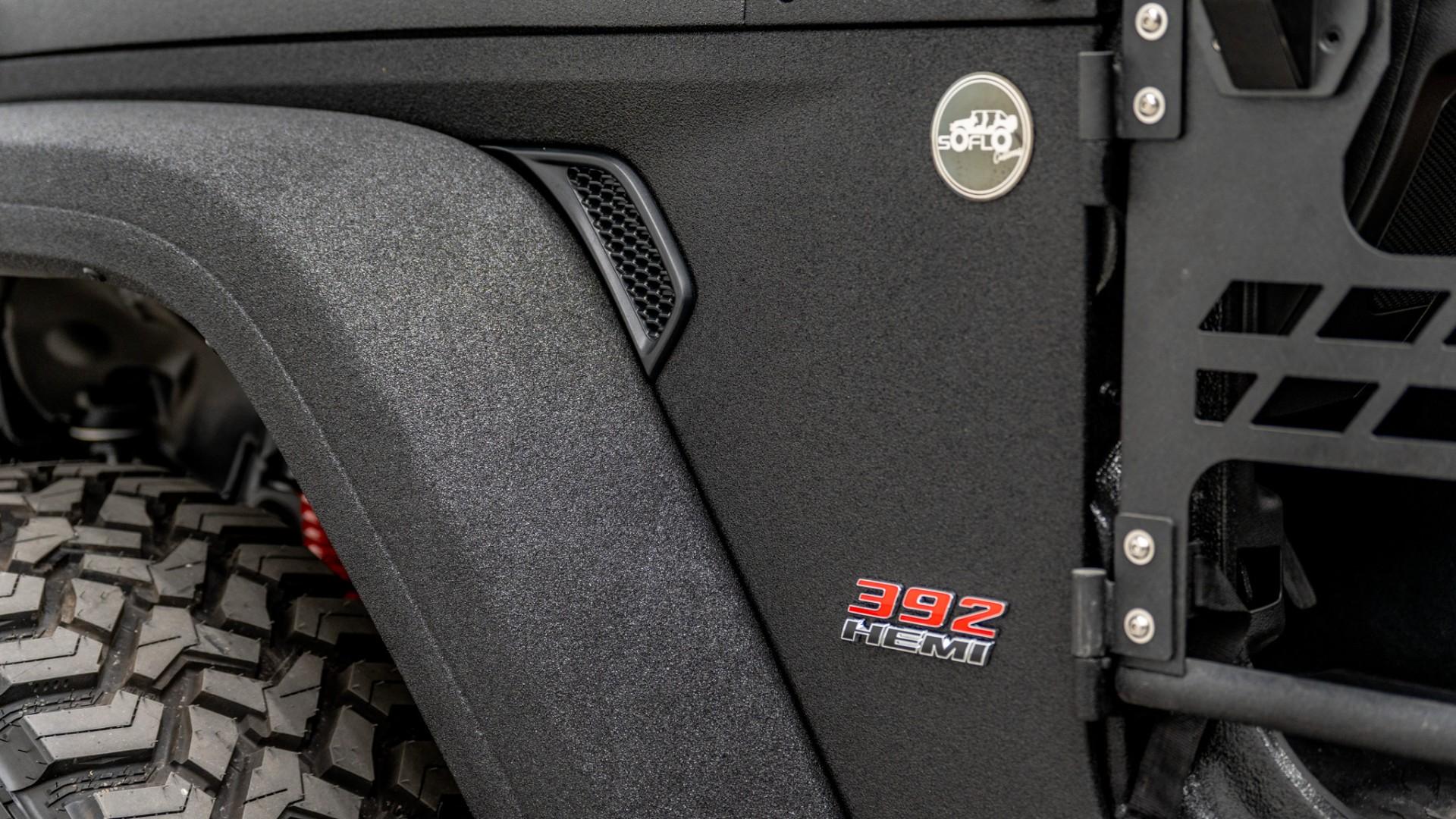 2026 JEEP GLADIATOR 4X4 in Black, photo 47 of 54