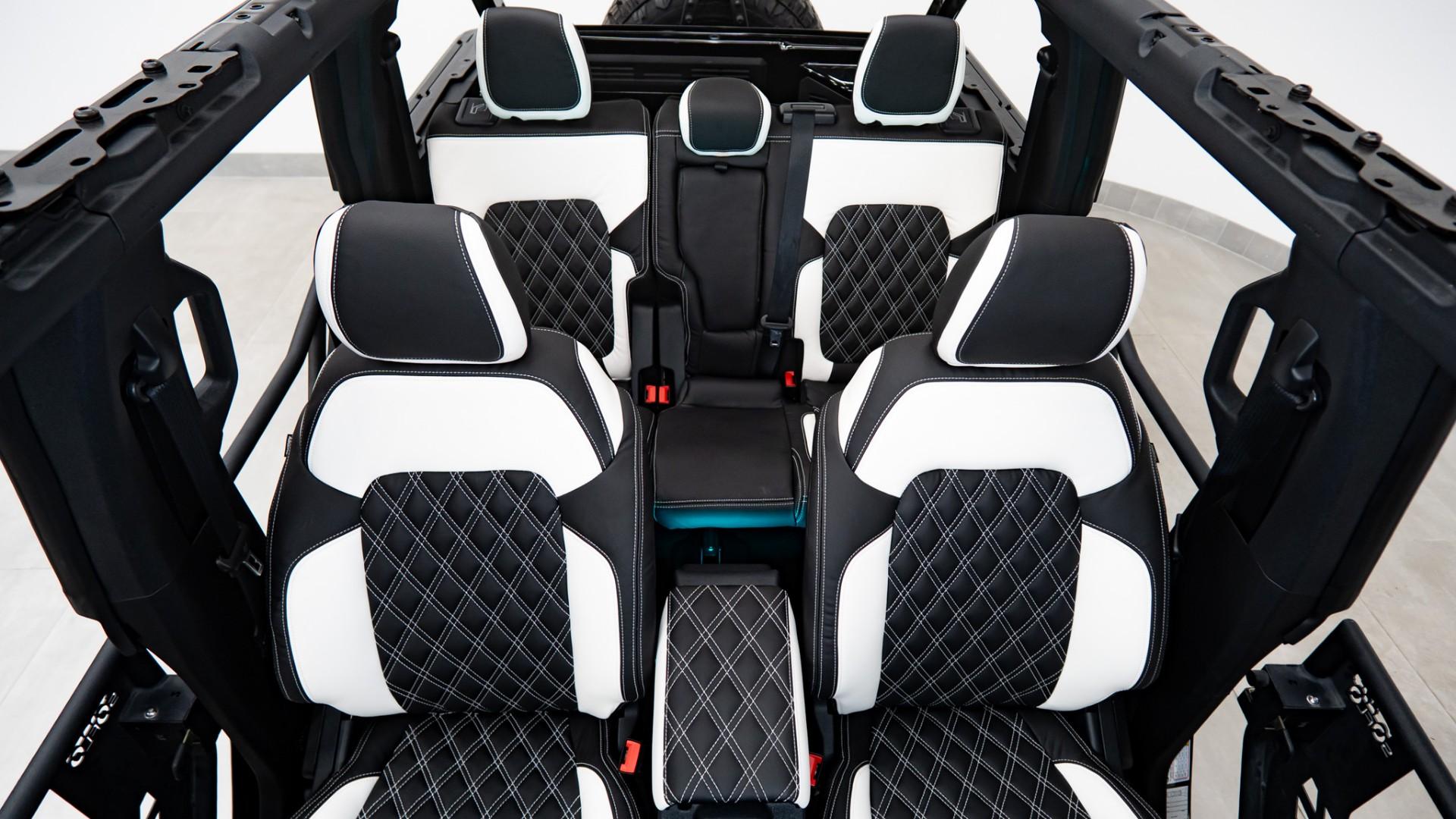 2025 FORD BRONCO 4X4 in Black, photo 31 of 50