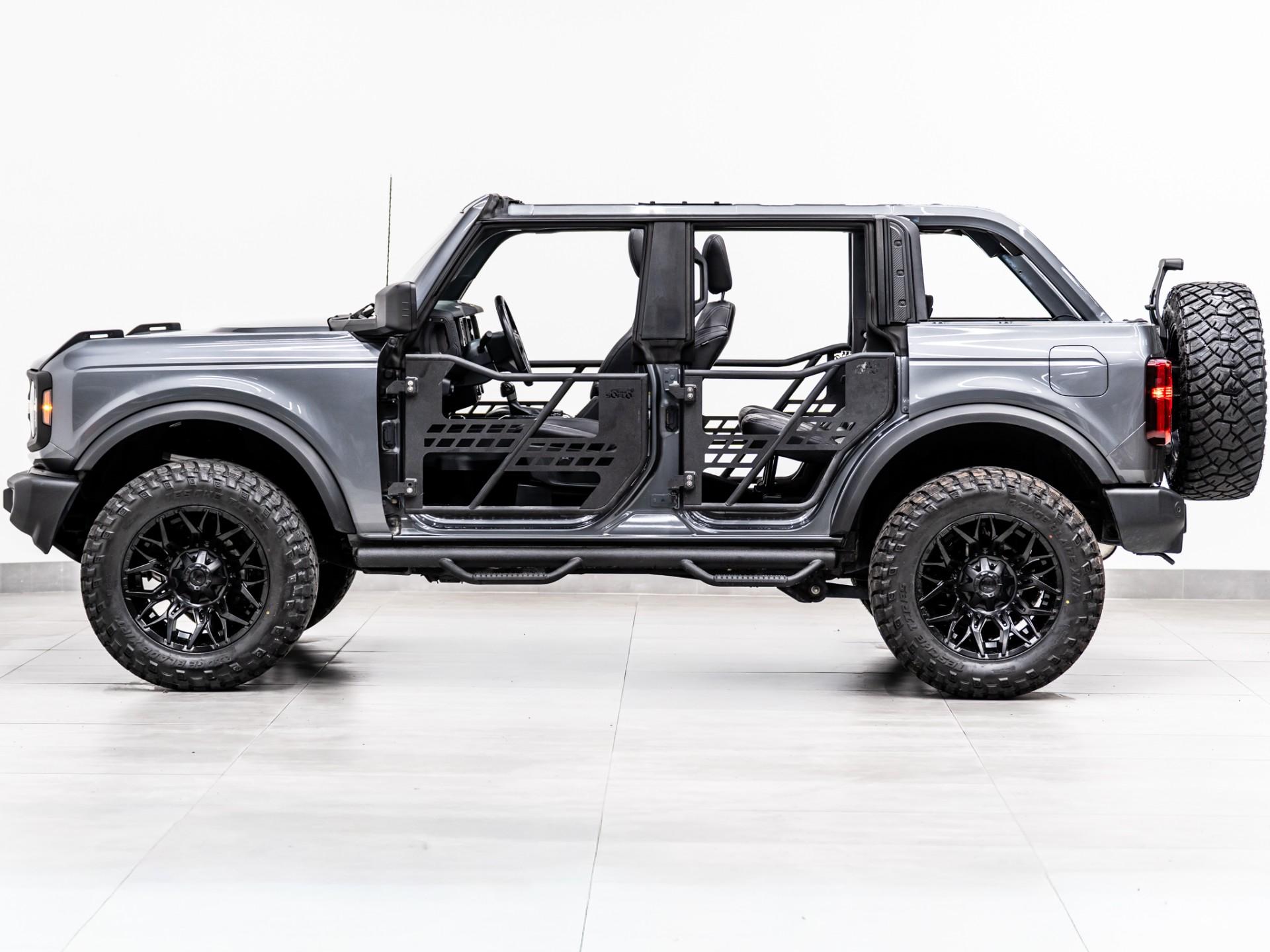 2025 FORD BRONCO 4X4 in Carbonized Gray Metallic, photo 18 of 49