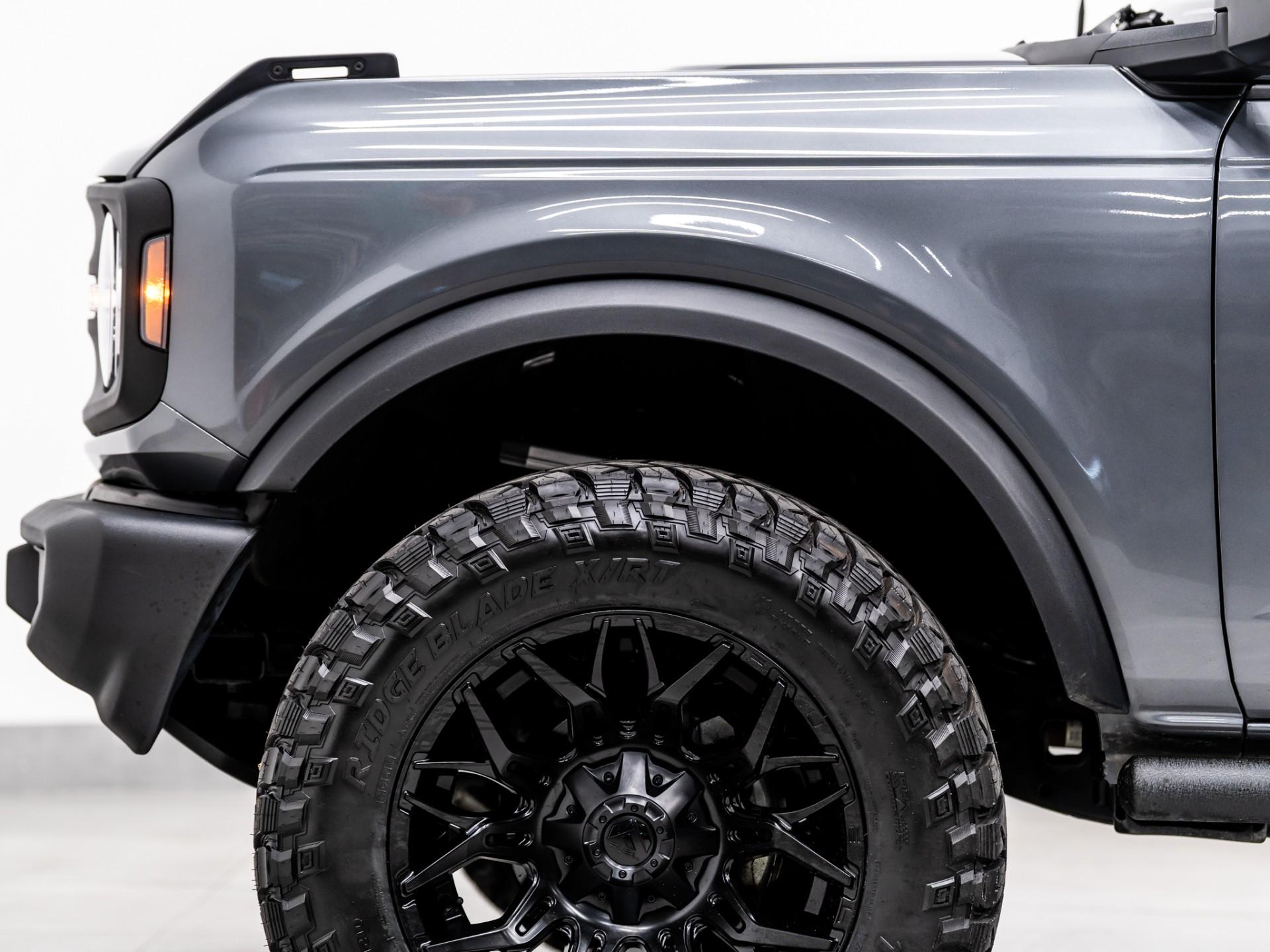 2025 FORD BRONCO 4X4 in Carbonized Gray Metallic, photo 15 of 49