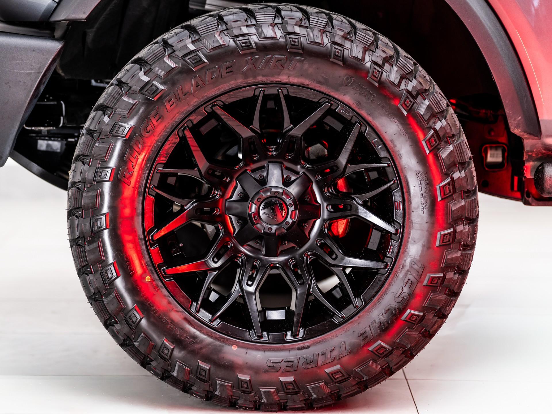 2025 FORD BRONCO 4X4 in Carbonized Gray Metallic, photo 16 of 49