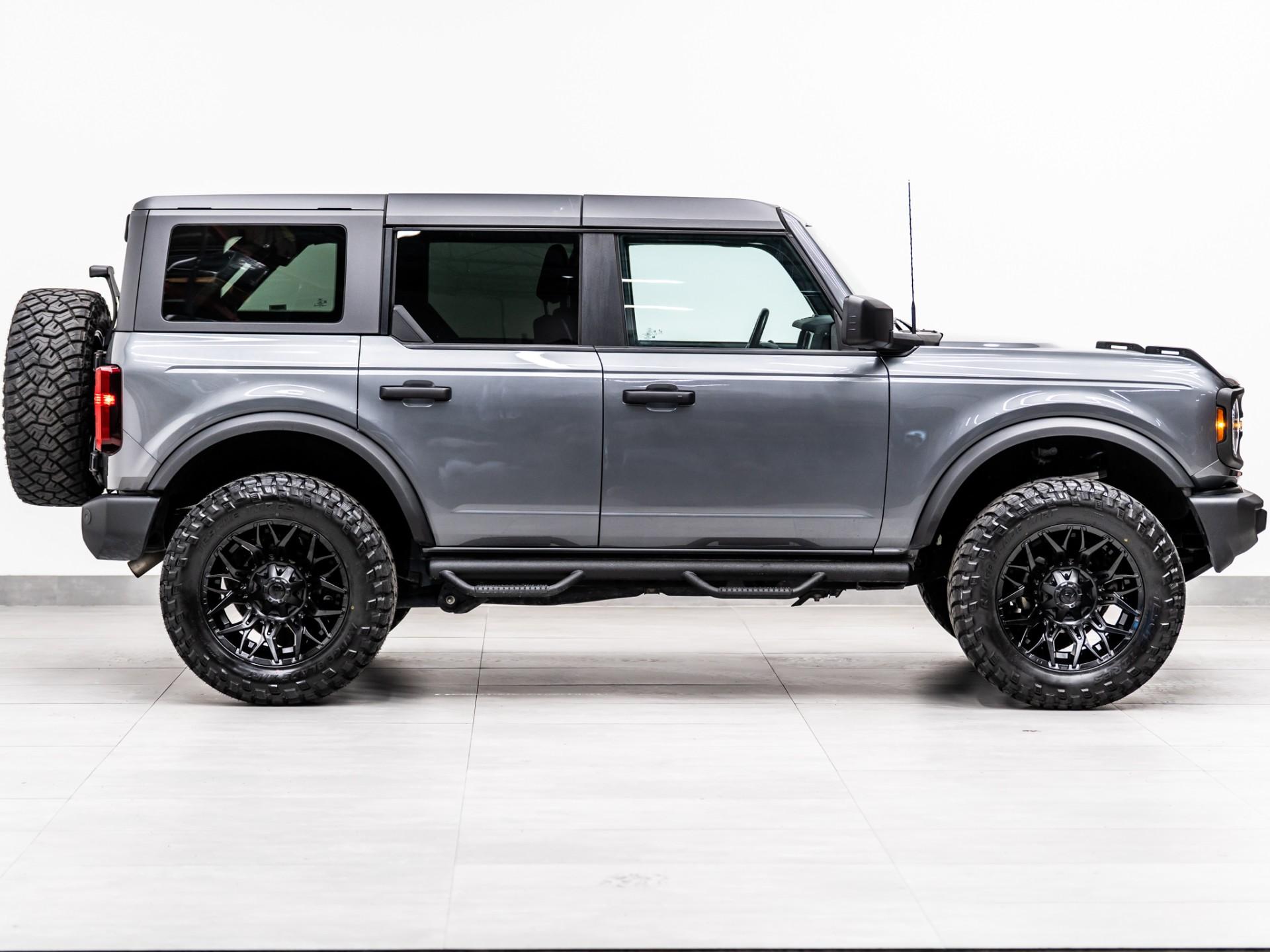 2025 FORD BRONCO 4X4 in Carbonized Gray Metallic, photo 9 of 49