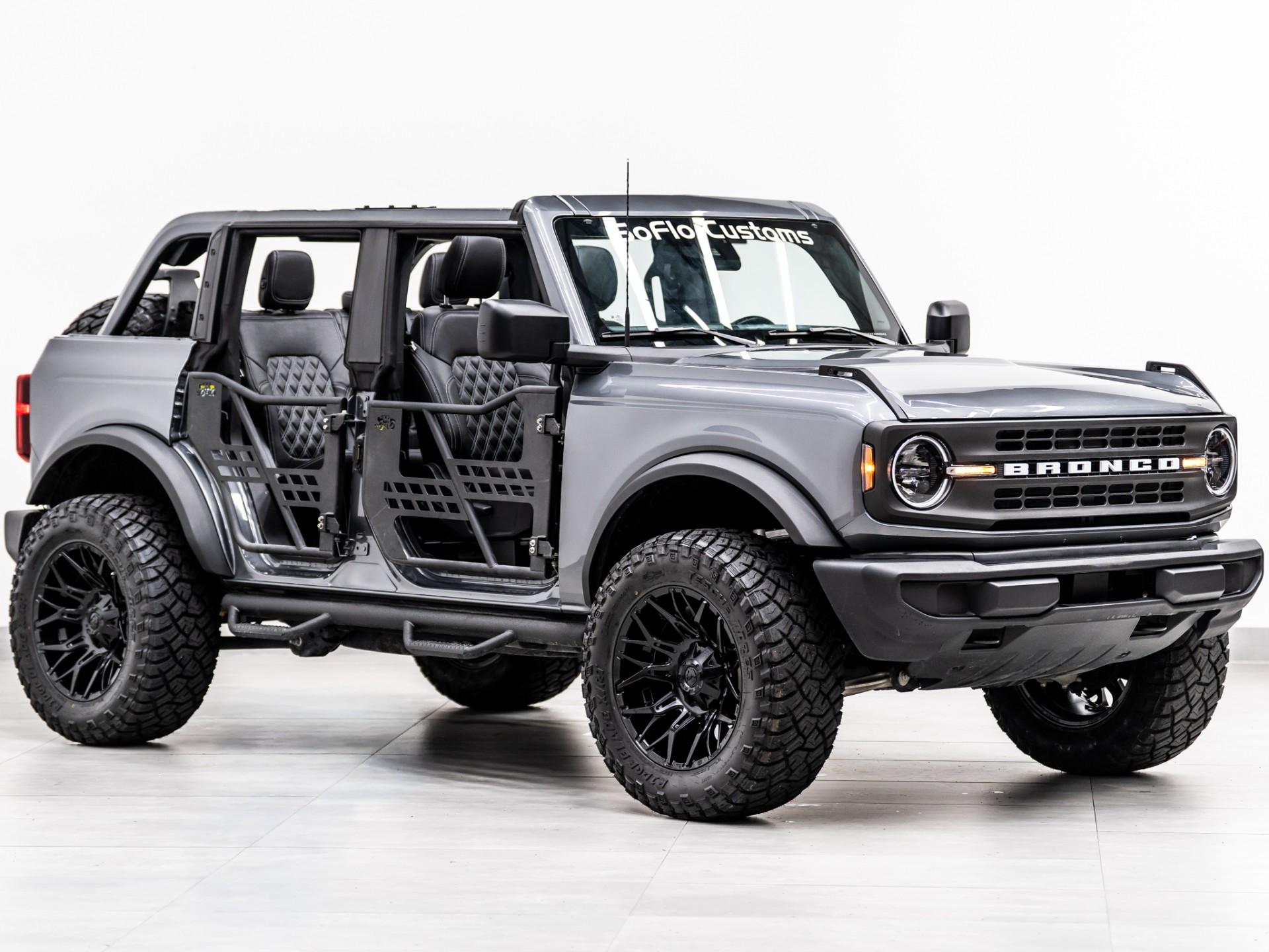 2025 FORD BRONCO 4X4 in Carbonized Gray Metallic, photo 3 of 49