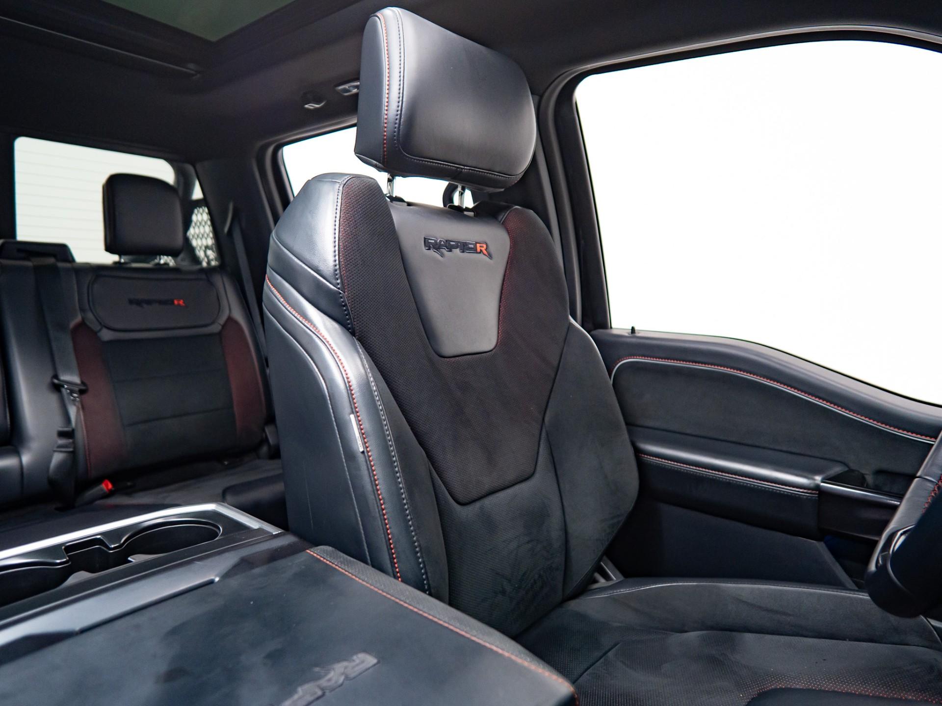 2025 FORD F-150 RAPTOR R in Agate Black Metallic, photo 29 of 55