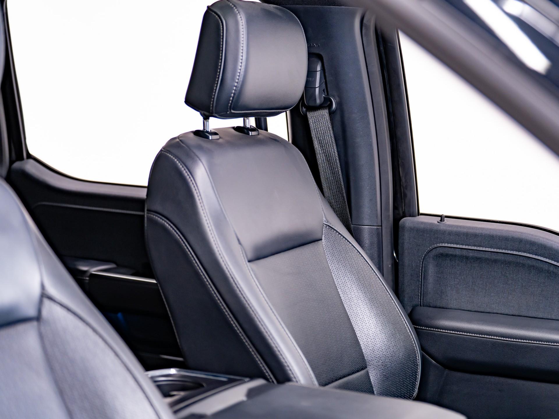 2025 FORD F-150 4X4 LARIAT in Agate Black Metallic, photo 27 of 37
