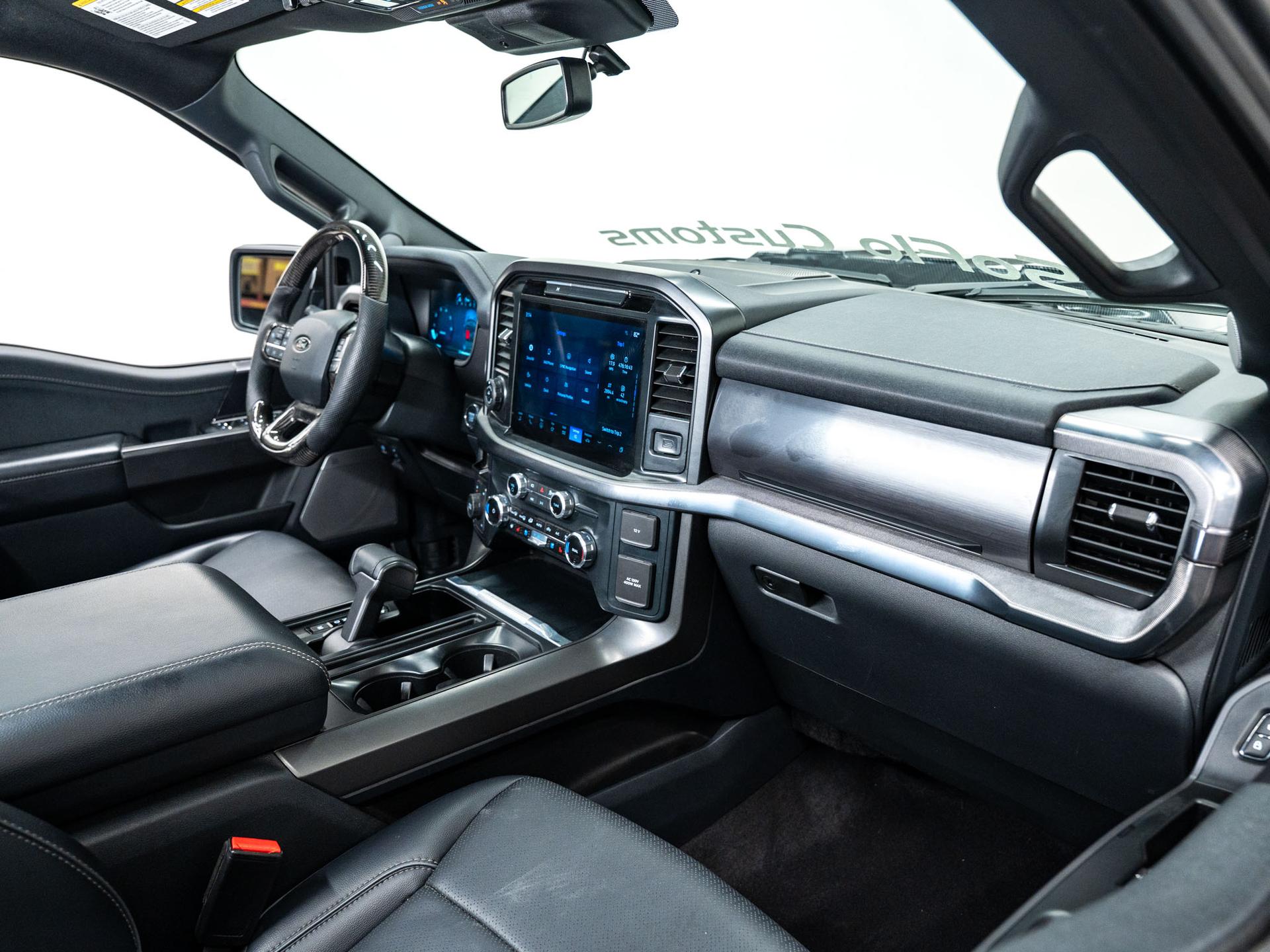 2025 FORD F-150 4X4 LARIAT in Space White Metallic, photo 34 of 58