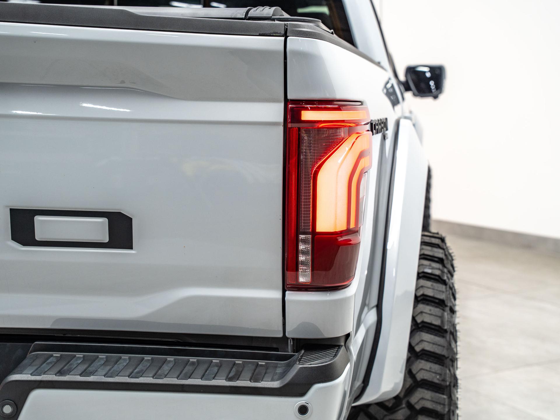 2025 FORD F-150 4X4 LARIAT in Space White Metallic, photo 55 of 58