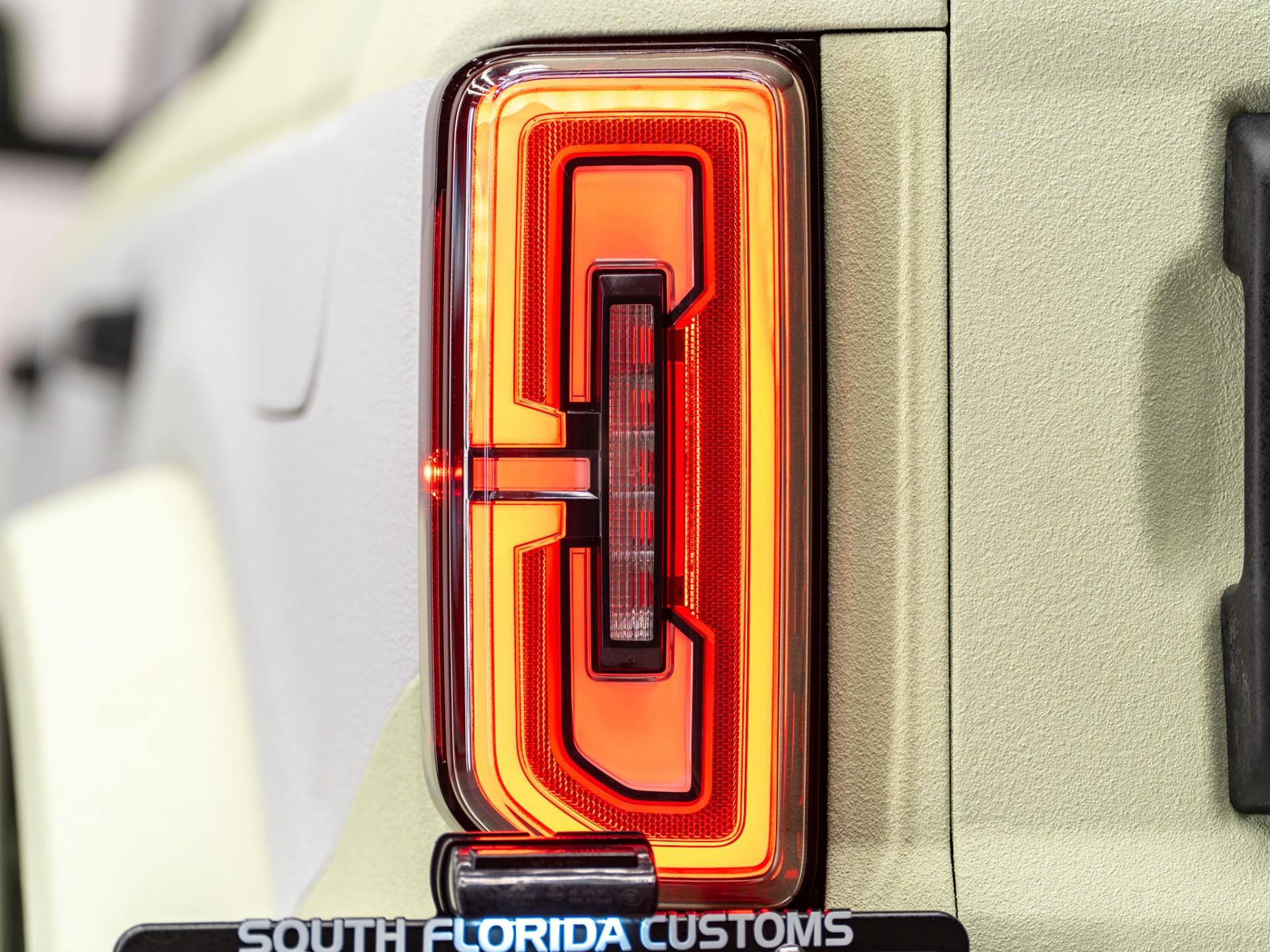 2026 FORD BRONCO 4X4 in Green, photo 17 of 55
