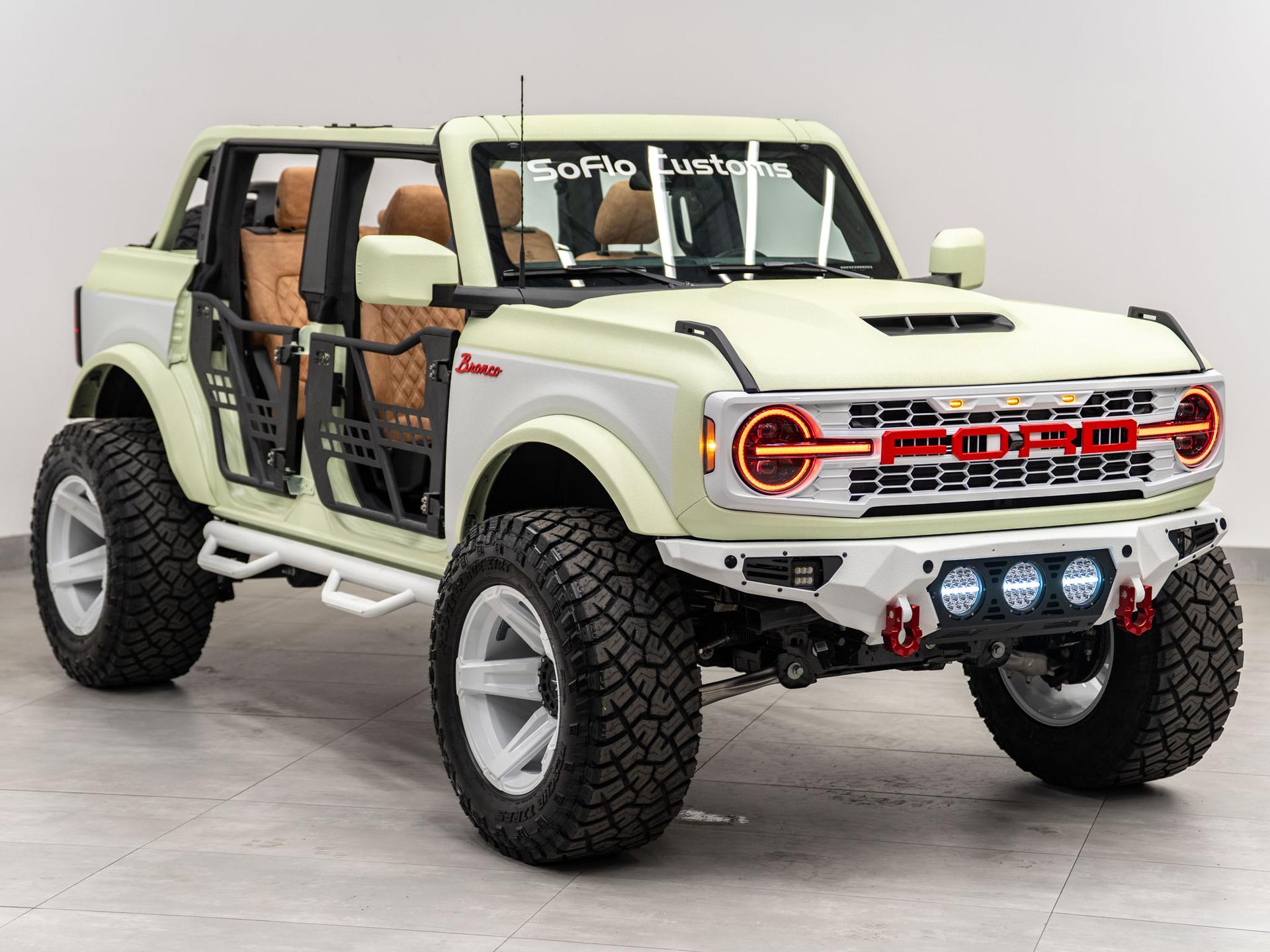 2026 FORD BRONCO 4X4 in Green, photo 25 of 55