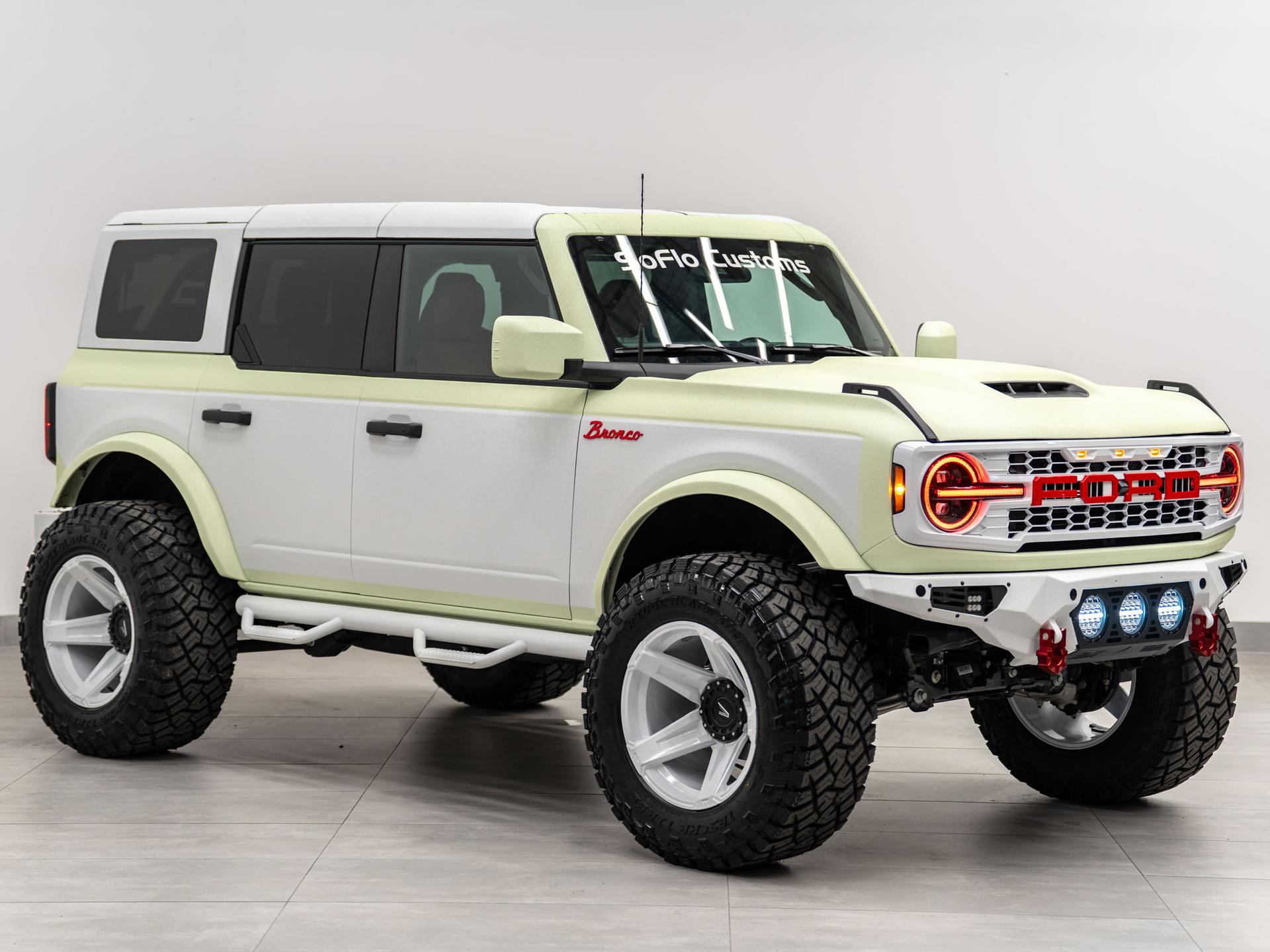 2026 FORD BRONCO 4X4 in Green, photo 11 of 55