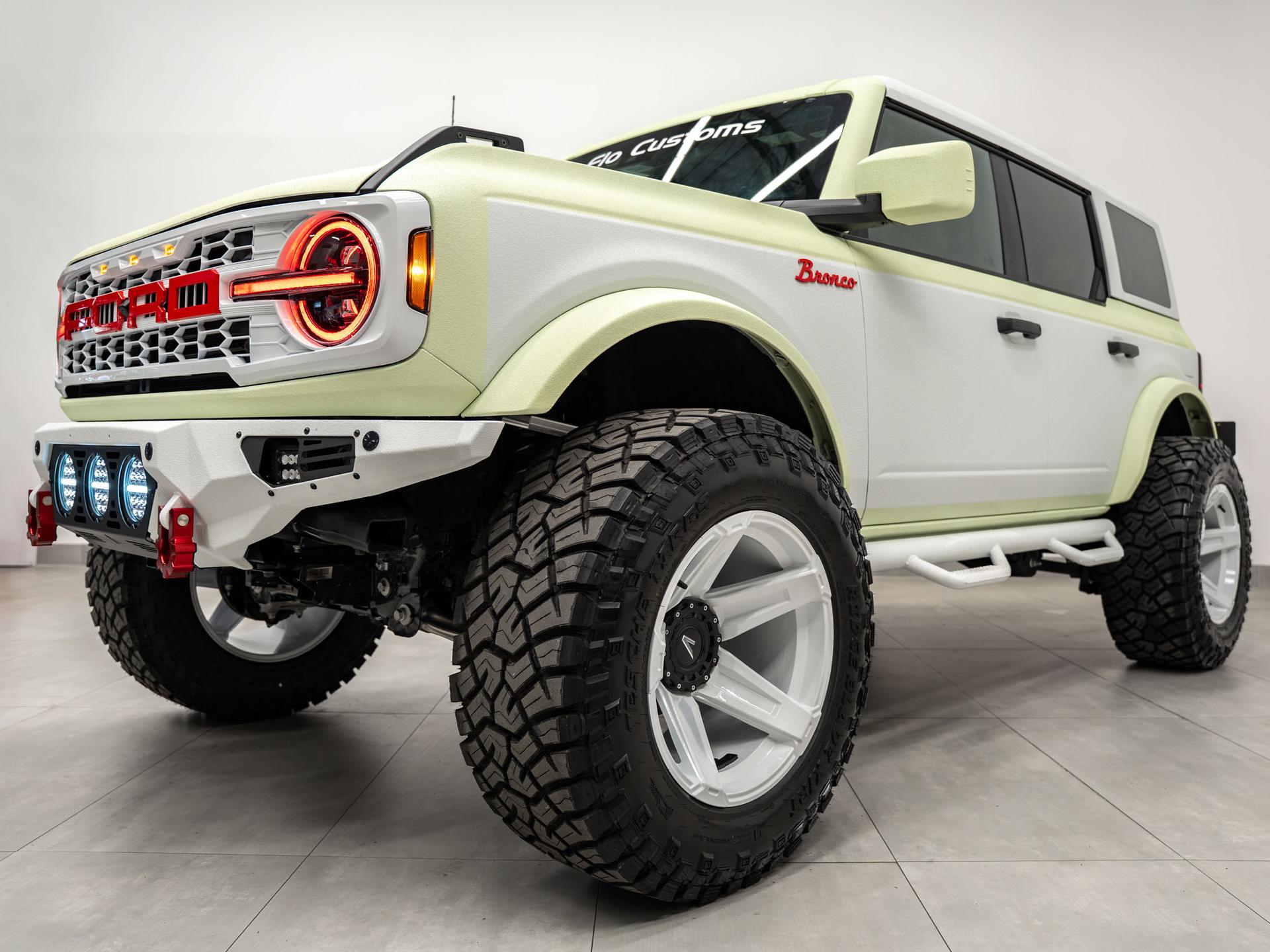 2026 FORD BRONCO 4X4 in Green, photo 6 of 55