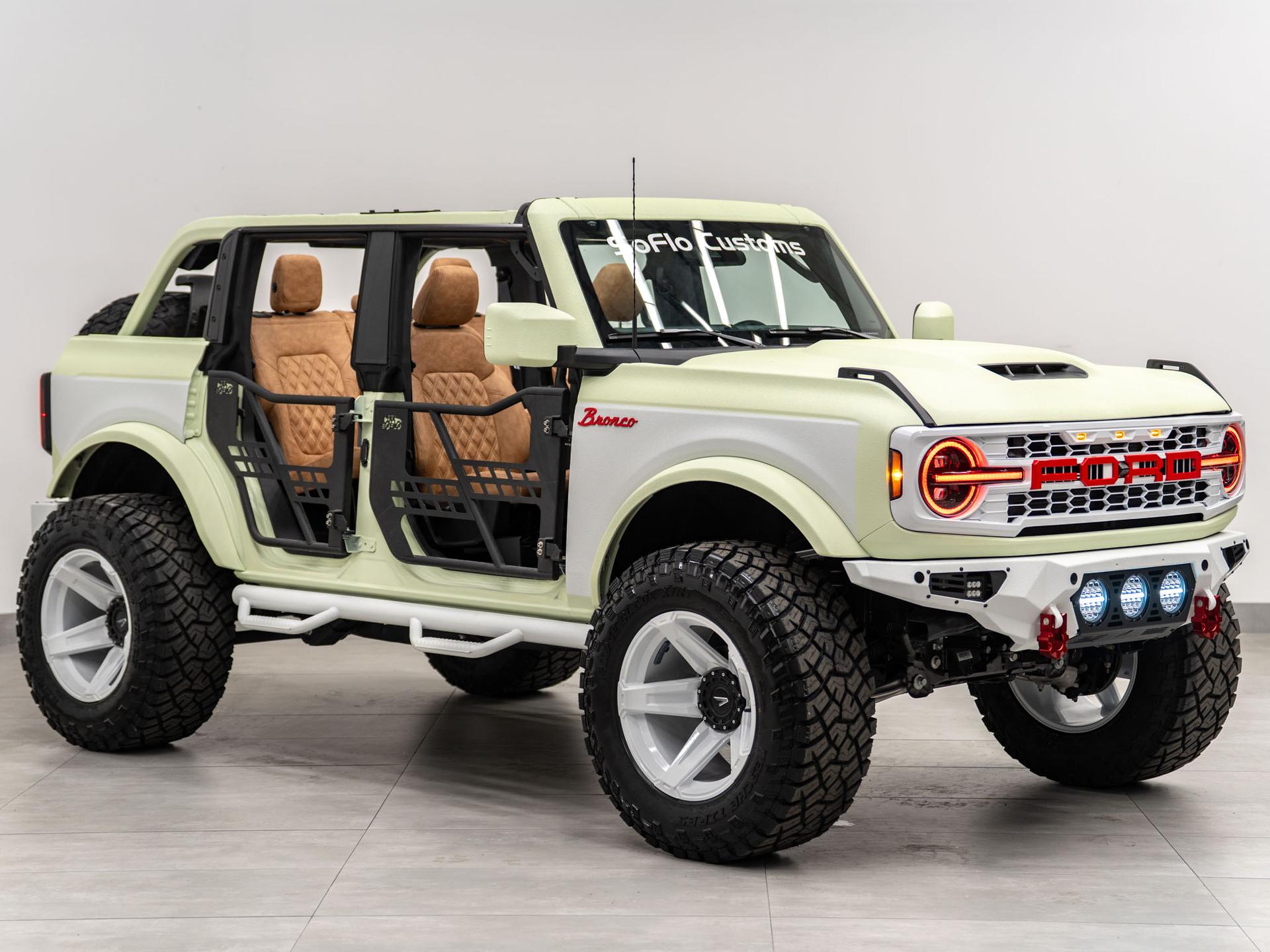 2026 FORD BRONCO 4X4 in Green, photo 27 of 55
