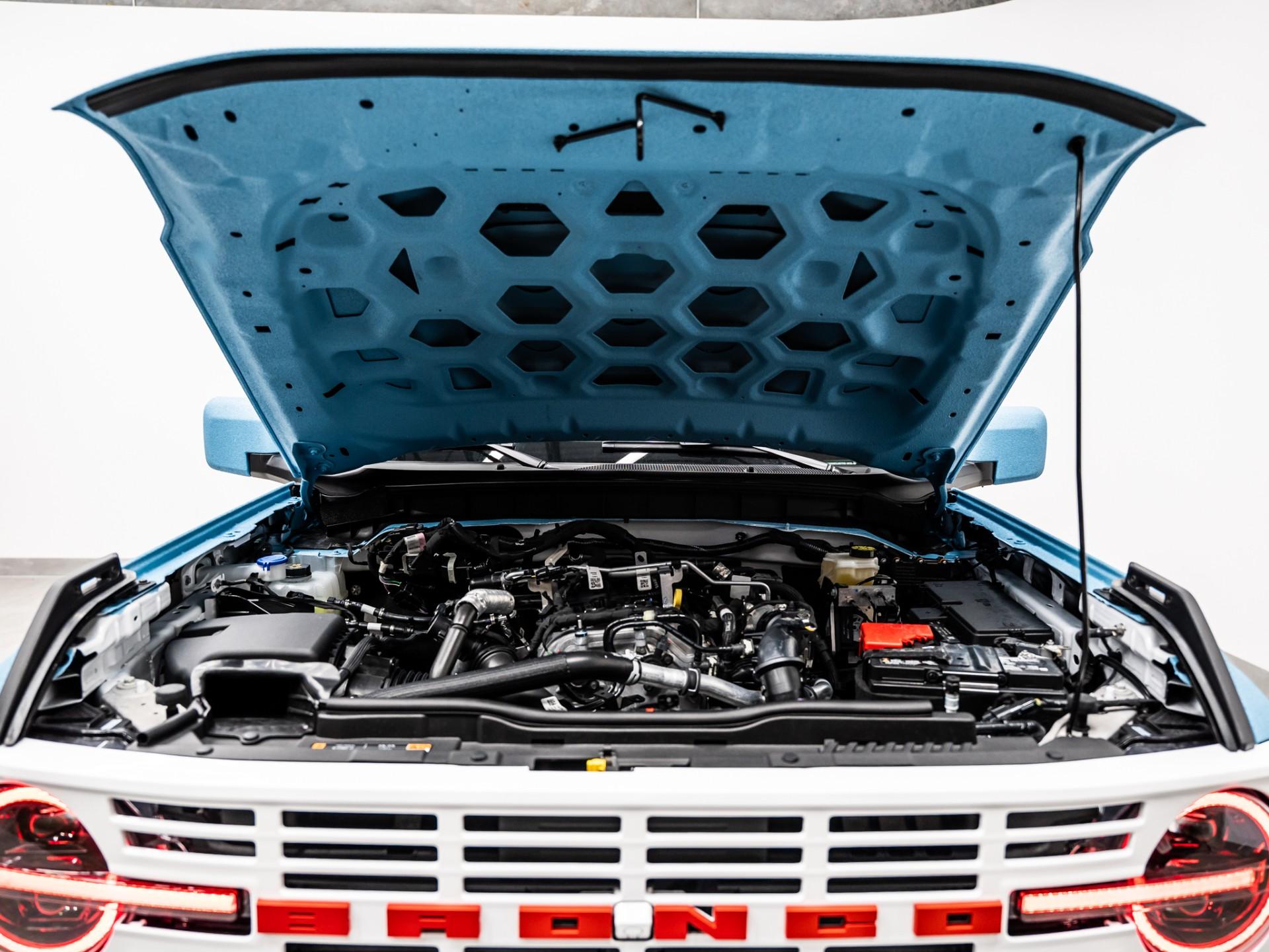 2025 FORD BRONCO 4X4 in Baby Blue, photo 45 of 56