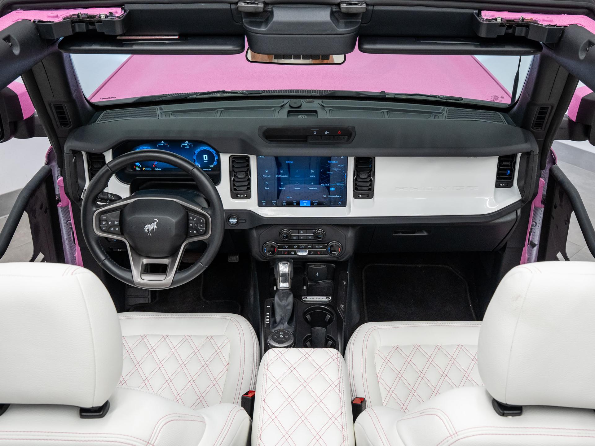 2025 FORD BRONCO 4X4 in Pink, photo 37 of 57