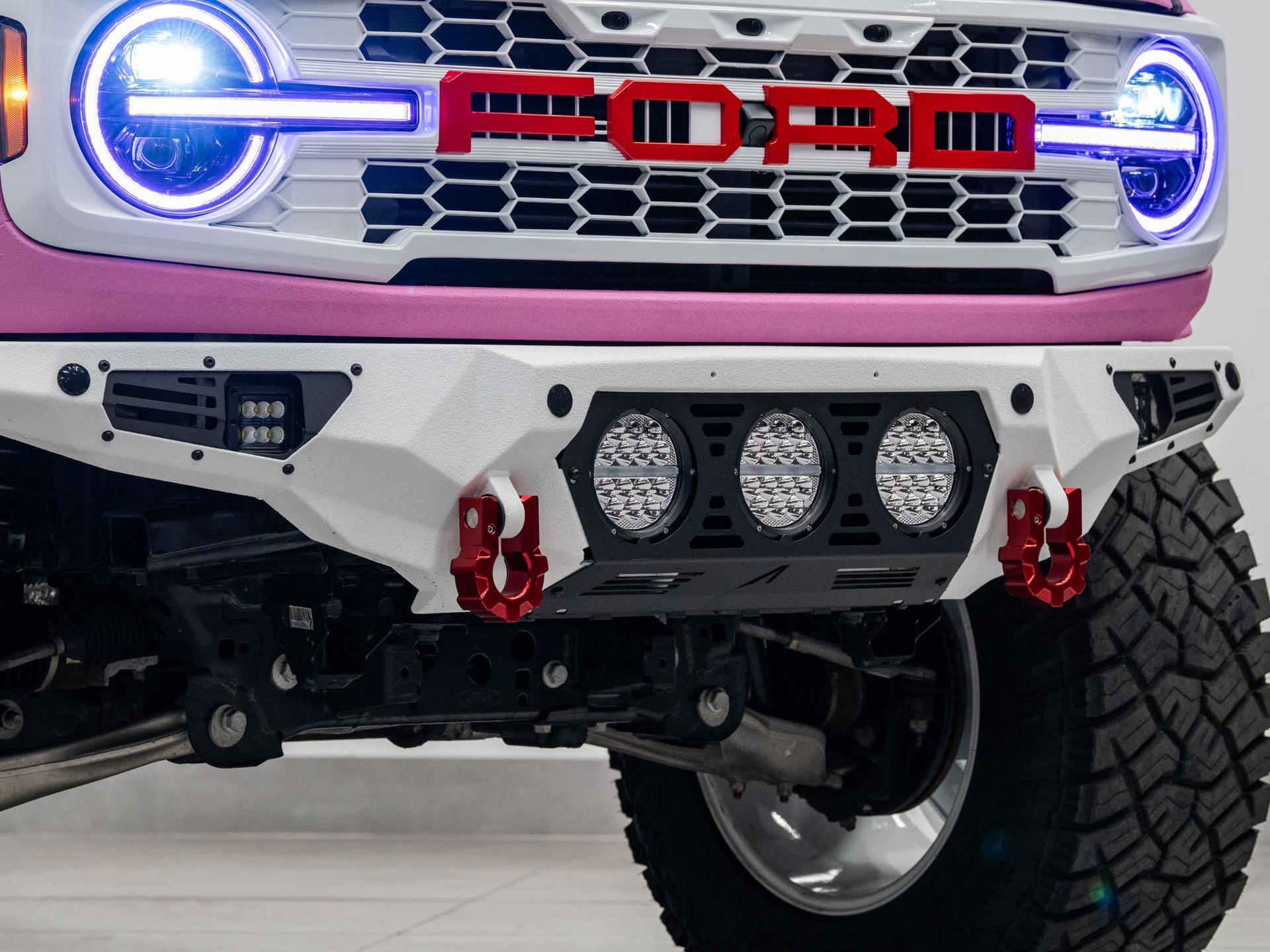 2025 FORD BRONCO 4X4 in Pink, photo 22 of 57