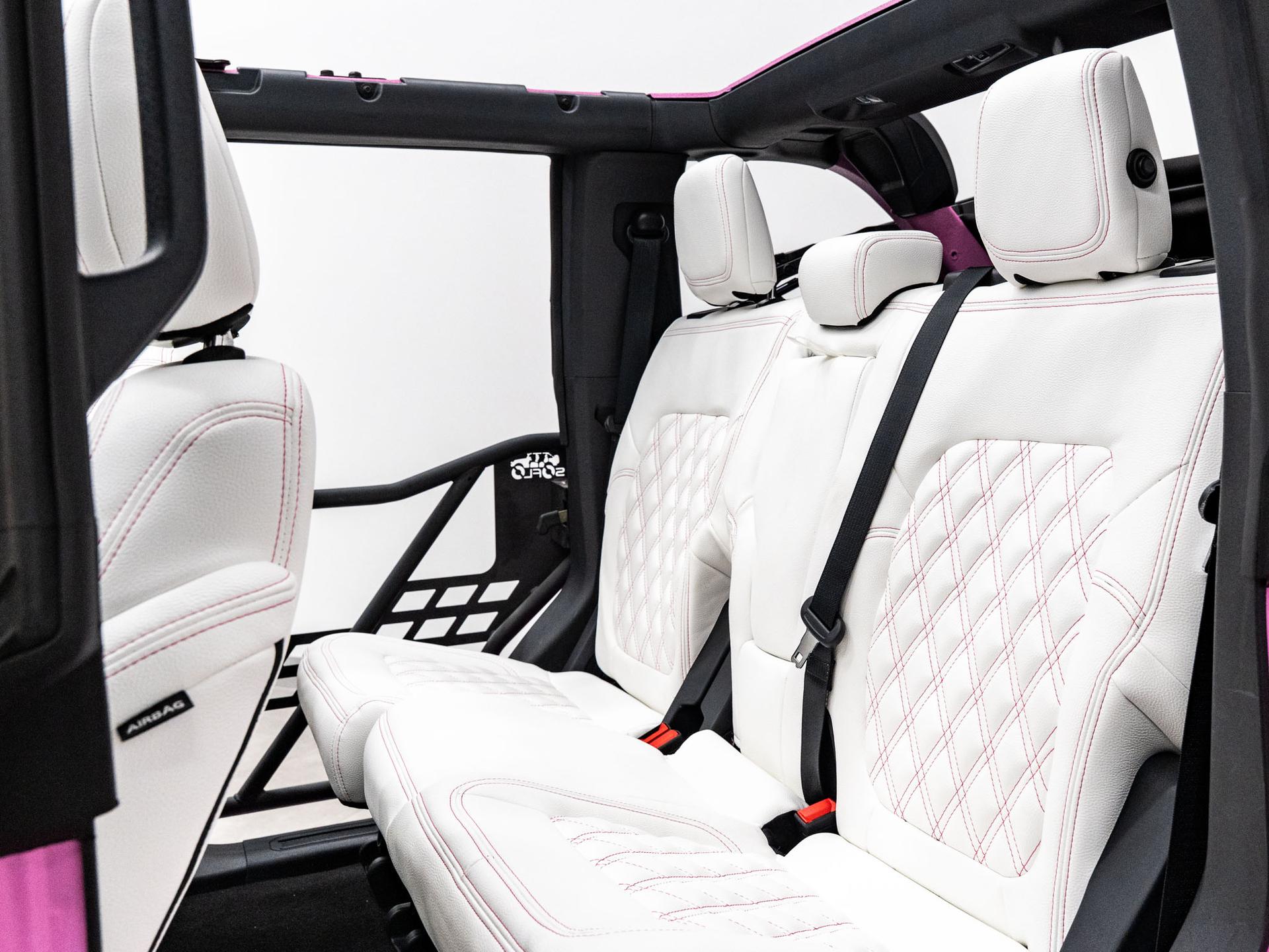 2025 FORD BRONCO 4X4 in Pink, photo 42 of 57