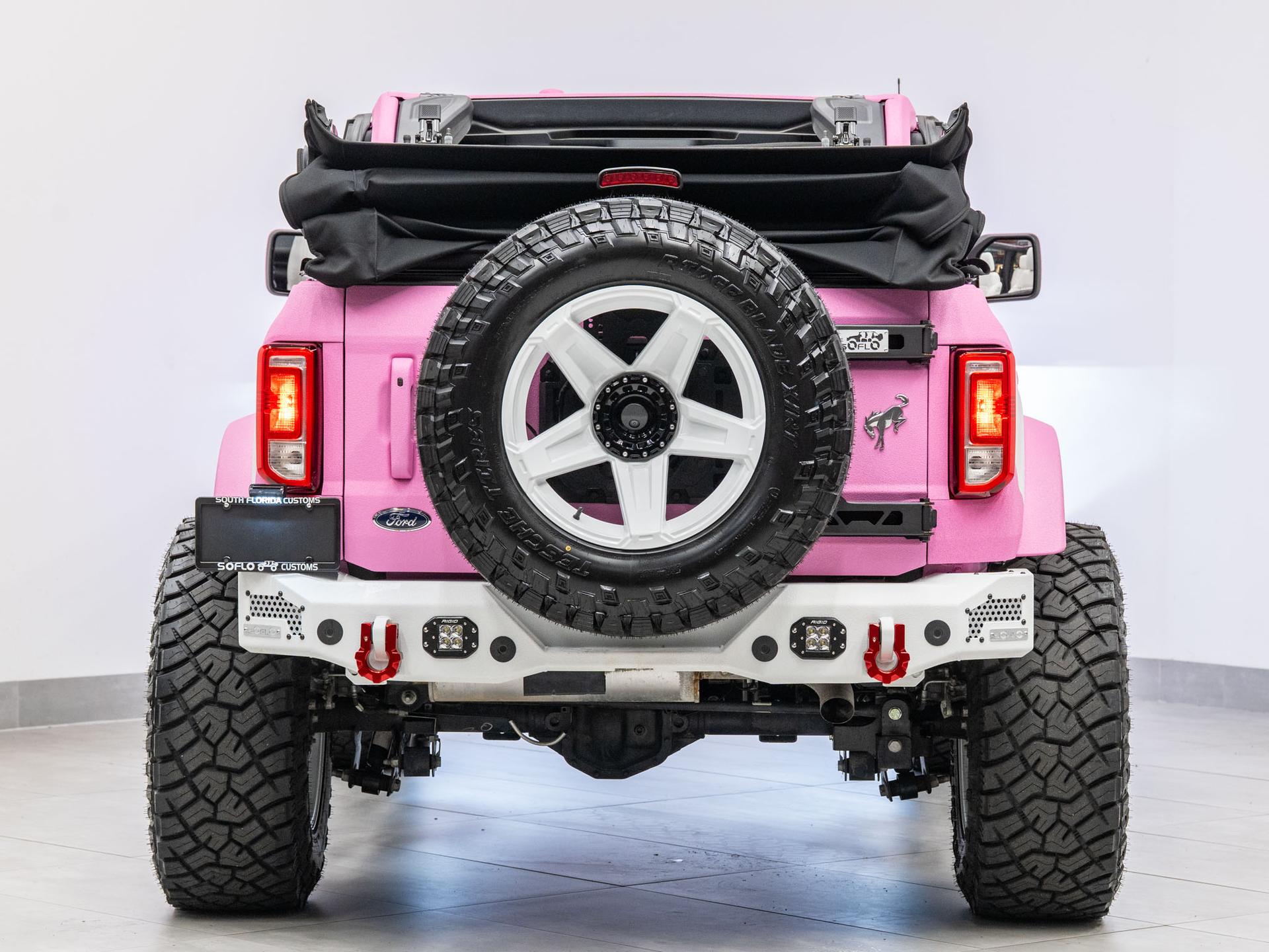 2025 FORD BRONCO 4X4 in Pink, photo 29 of 57