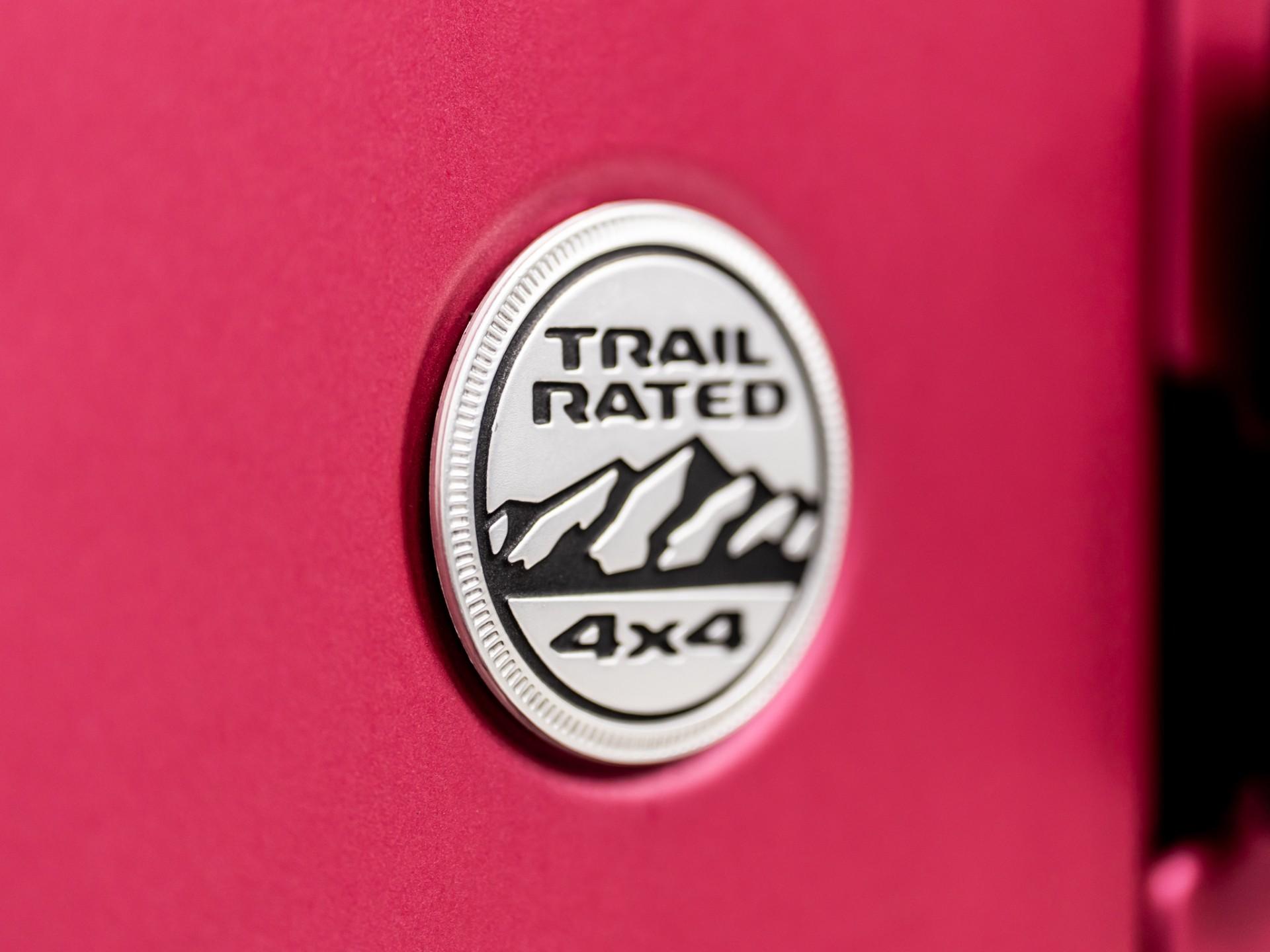 2020 JEEP WRANGLER 4X4 in Pink, photo 53 of 55