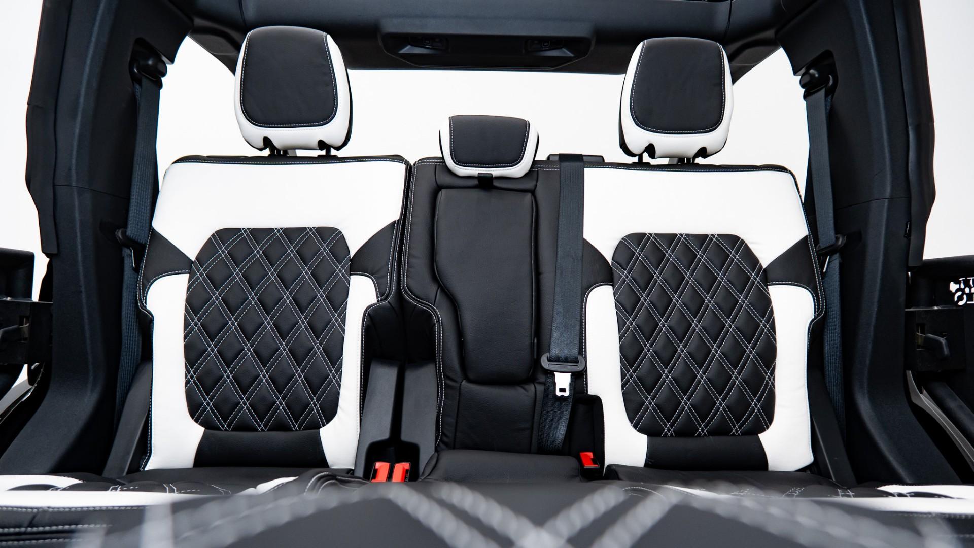 2025 FORD BRONCO 4X4 in Black, photo 27 of 46