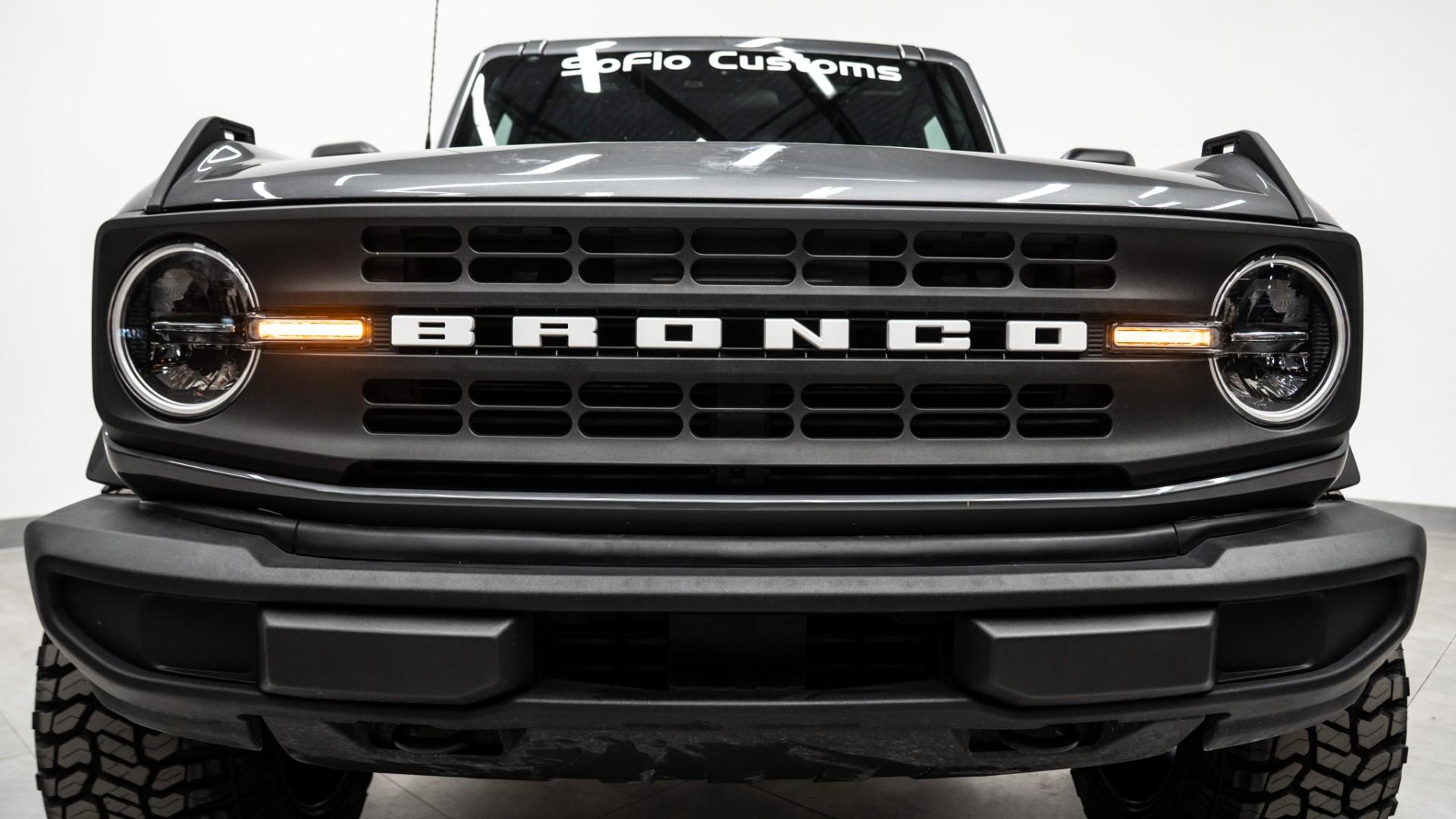 2025 FORD BRONCO 4X4 in Carbonized Gray Metallic, photo 8 of 45