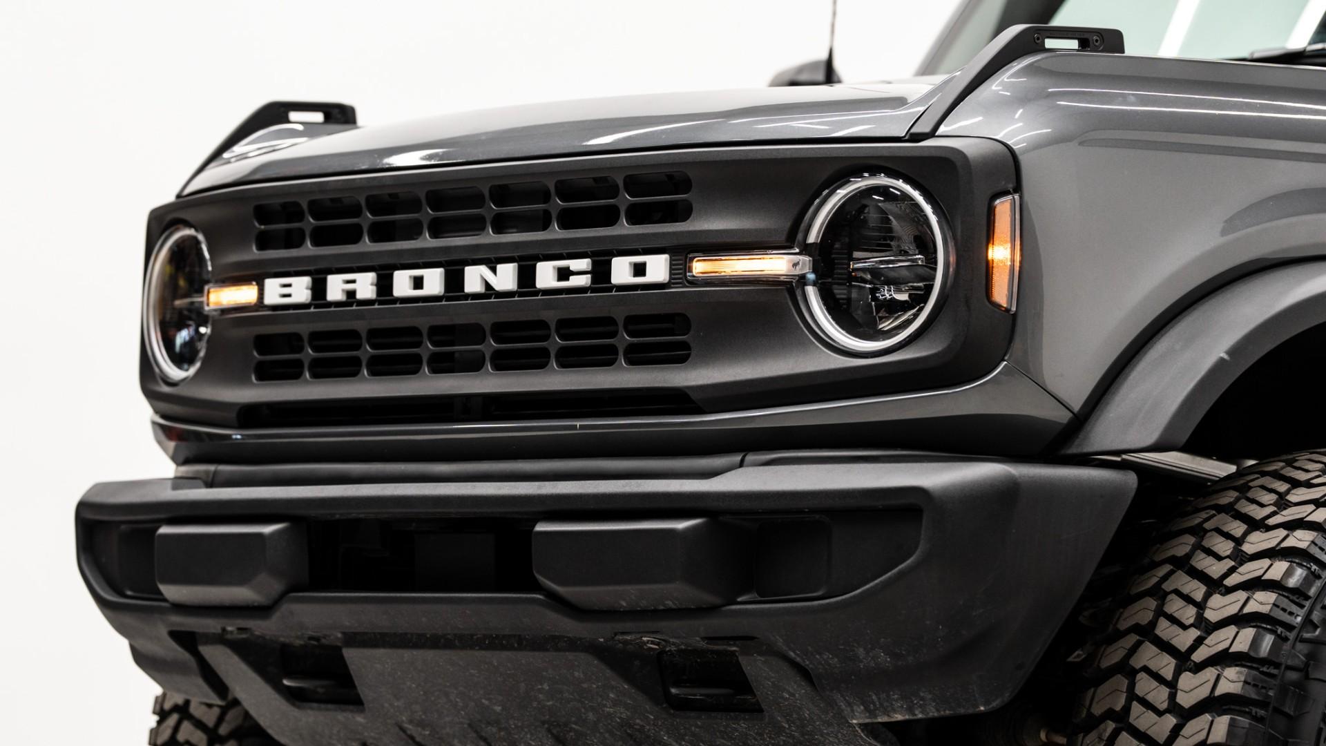 2025 FORD BRONCO 4X4 in Carbonized Gray Metallic, photo 6 of 45