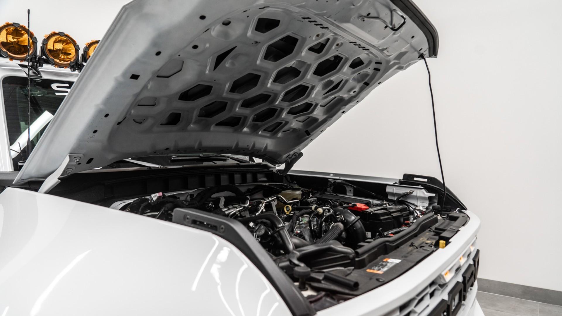 2026 FORD BRONCO 4X4 in Oxford White, photo 32 of 32