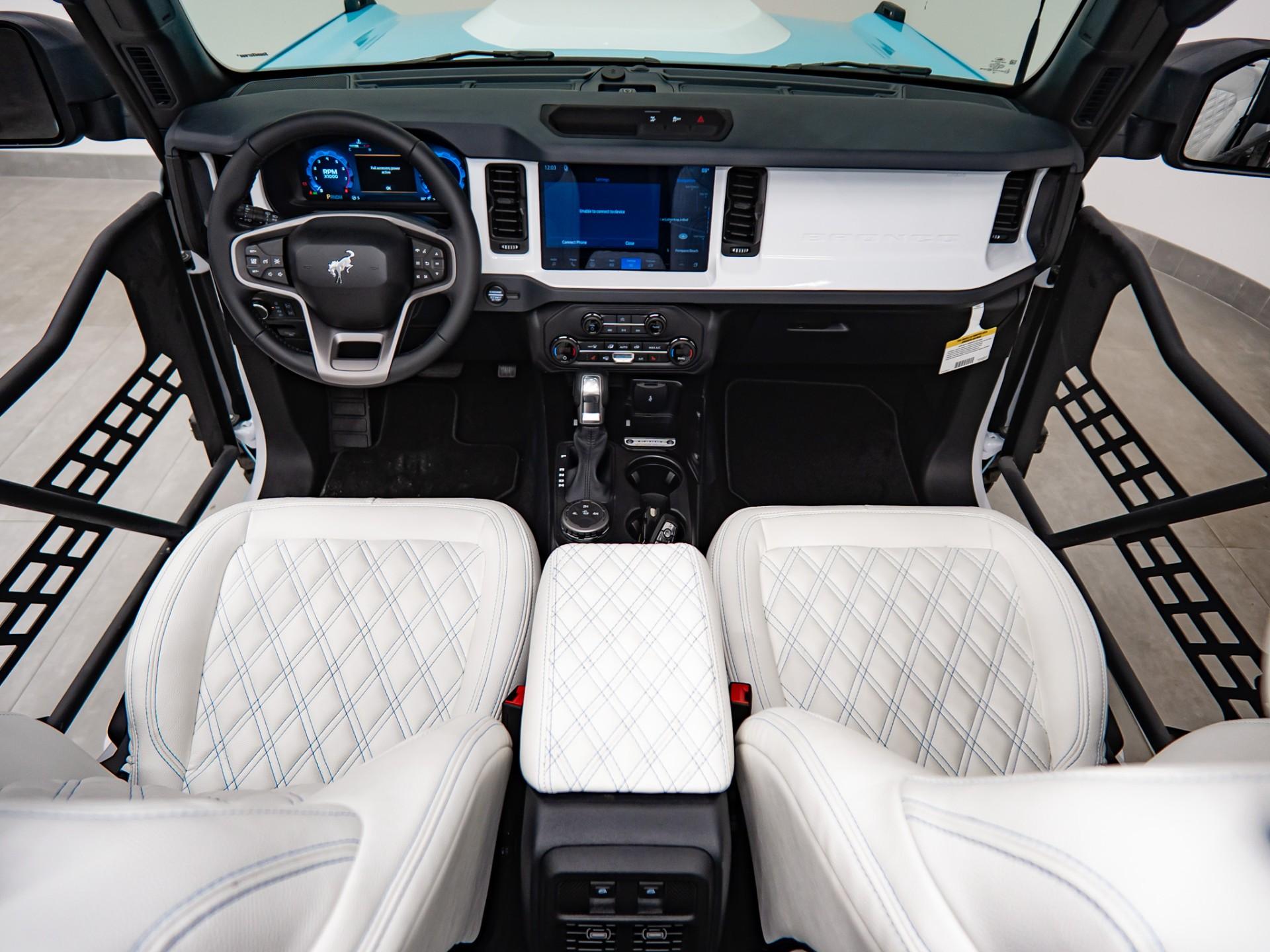 2026 FORD BRONCO 4X4 in Baby Blue, photo 4 of 58