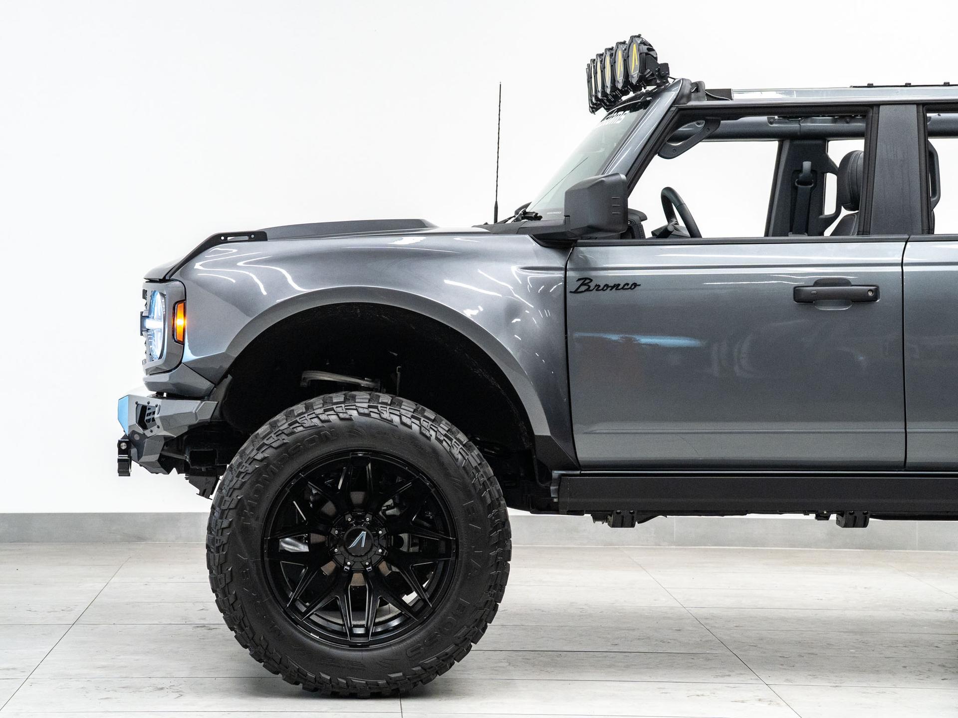 2026 FORD BRONCO 4X4 in Carbonized Gray Metallic, photo 25 of 59