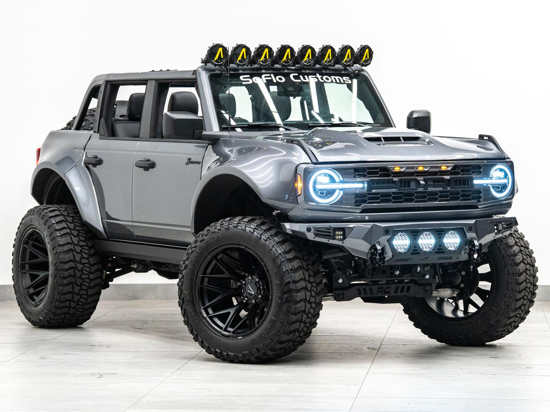 2026 FORD BRONCO 4X4 in Carbonized Gray Metallic, photo 16 of 59
