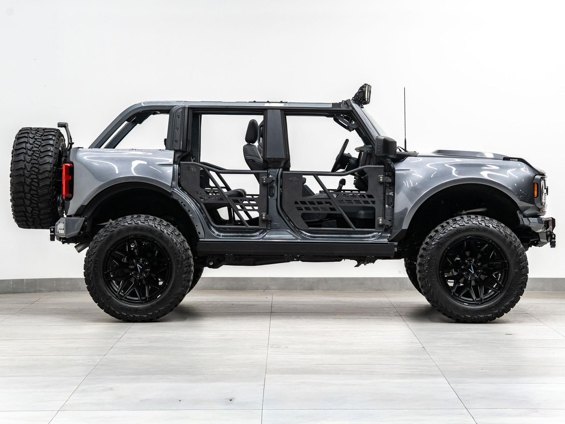 2026 FORD BRONCO 4X4 in Carbonized Gray Metallic, photo 29 of 59