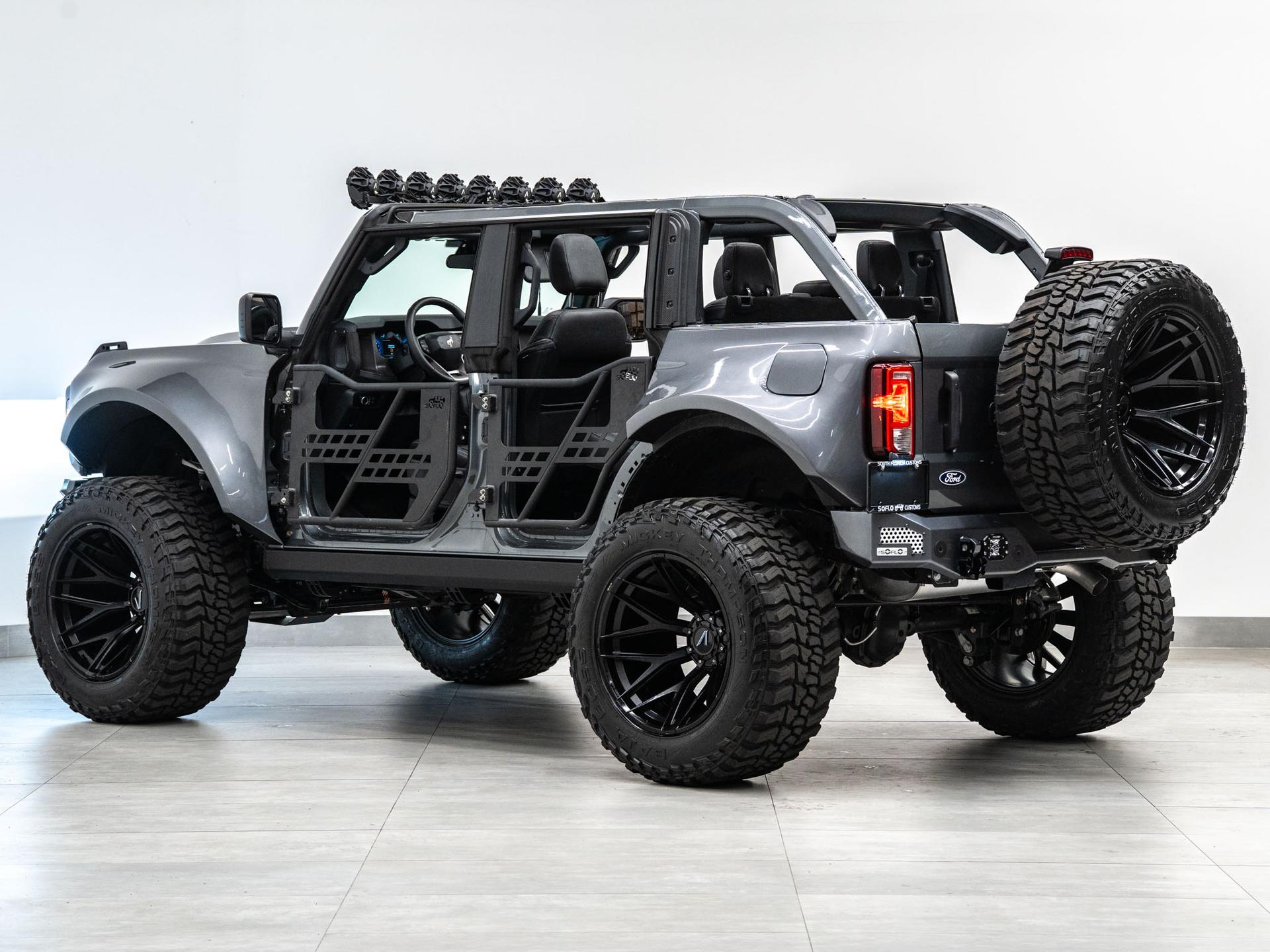 2026 FORD BRONCO 4X4 in Carbonized Gray Metallic, photo 34 of 59