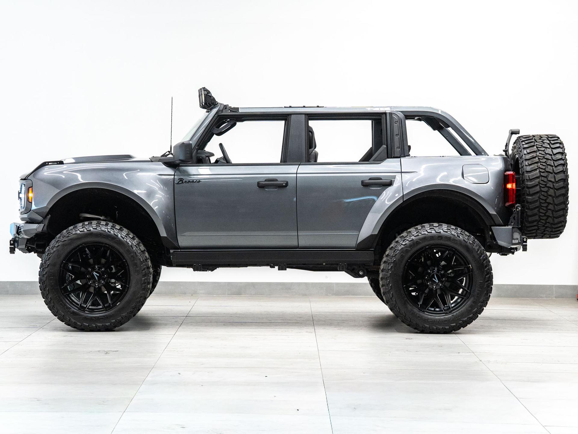 2026 FORD BRONCO 4X4 in Carbonized Gray Metallic, photo 20 of 59