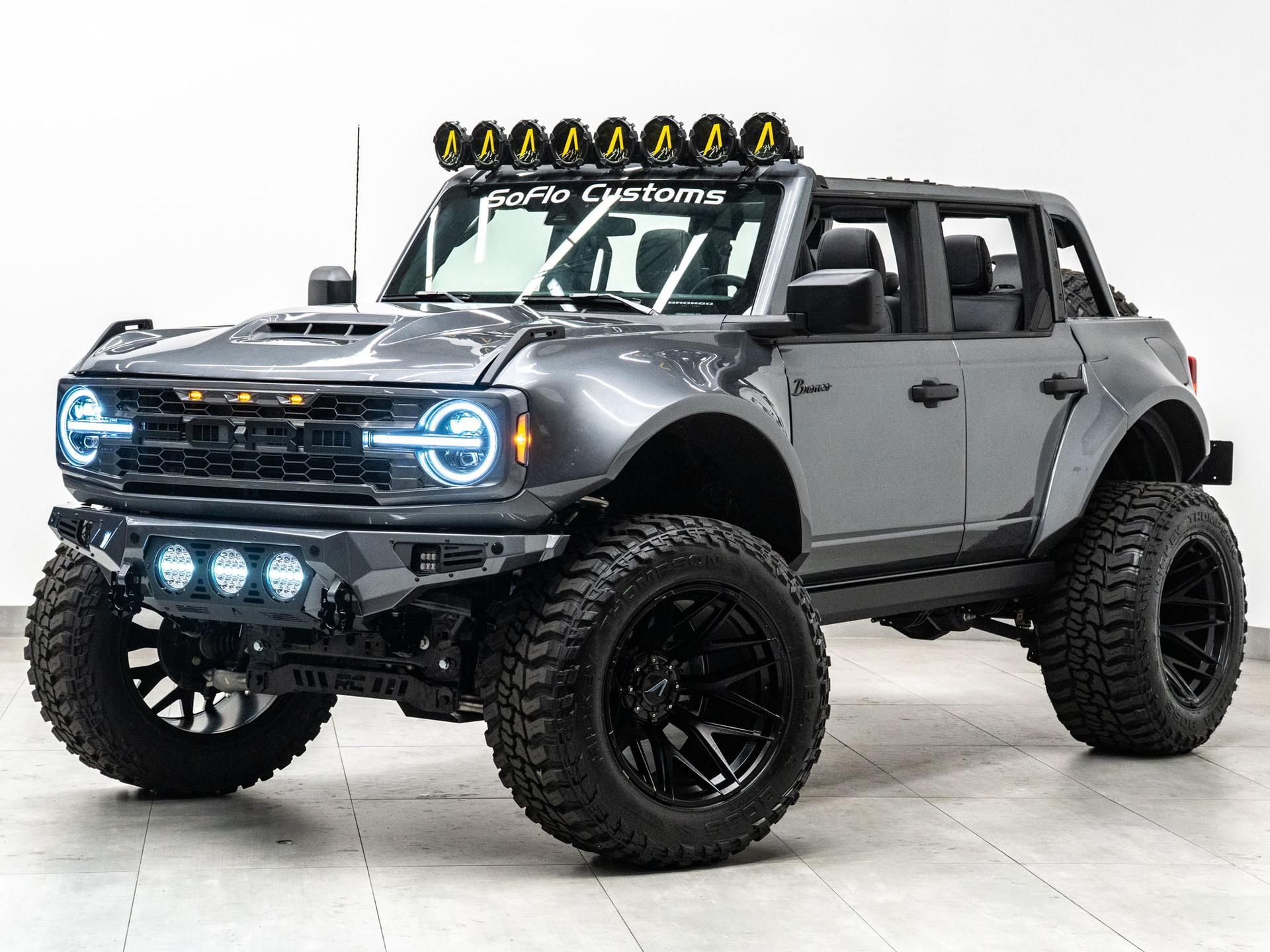2026 FORD BRONCO 4X4 in Carbonized Gray Metallic, photo 18 of 59
