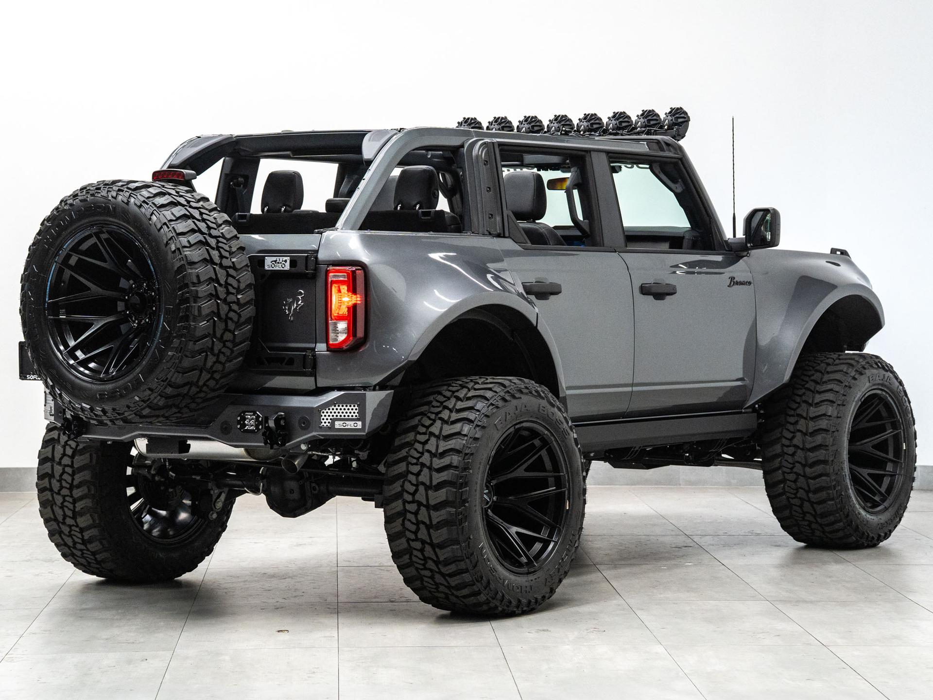 2026 FORD BRONCO 4X4 in Carbonized Gray Metallic, photo 24 of 59