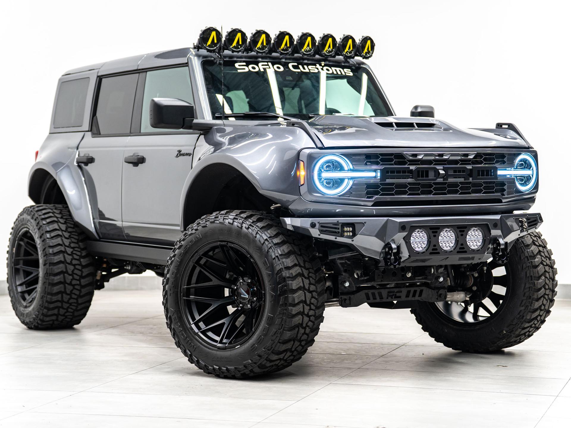 2026 FORD BRONCO 4X4 in Carbonized Gray Metallic, photo 8 of 59