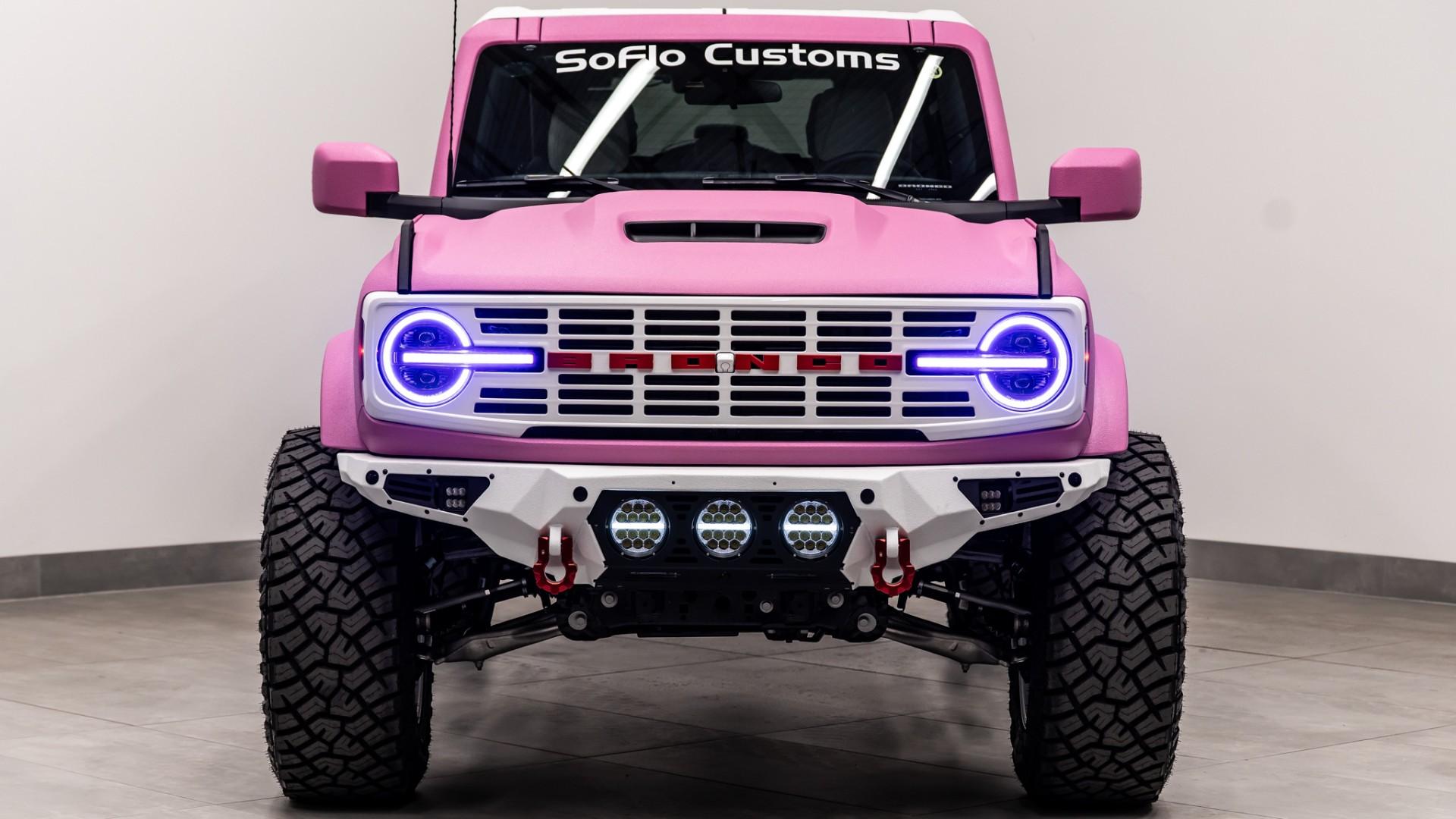 2025 FORD BRONCO 4X4 in Pink, photo 6 of 53