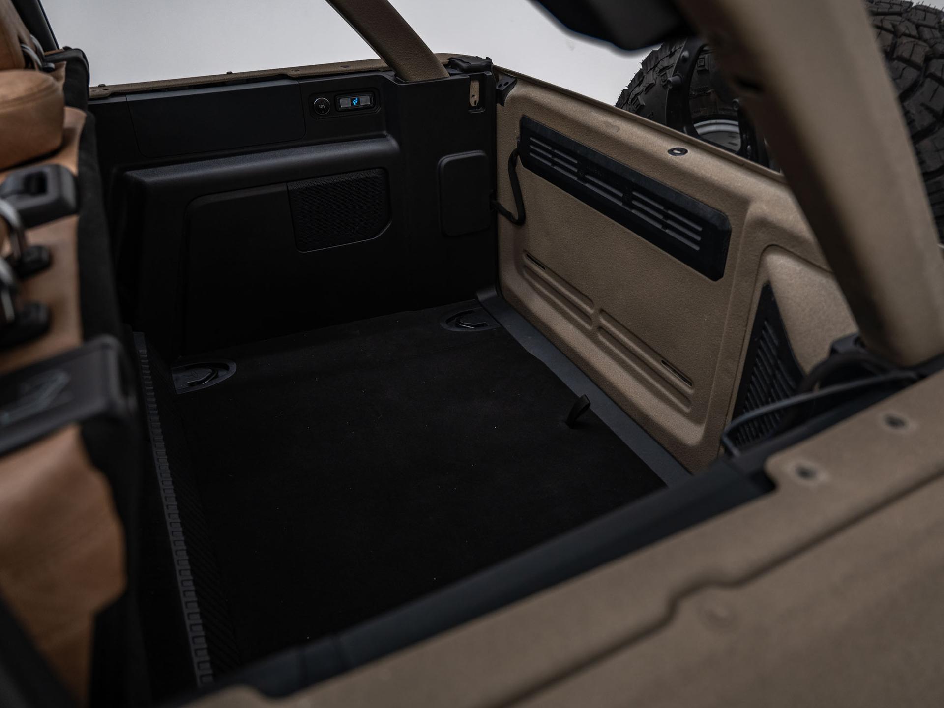 2026 FORD BRONCO 4X4 in Tan, photo 50 of 58
