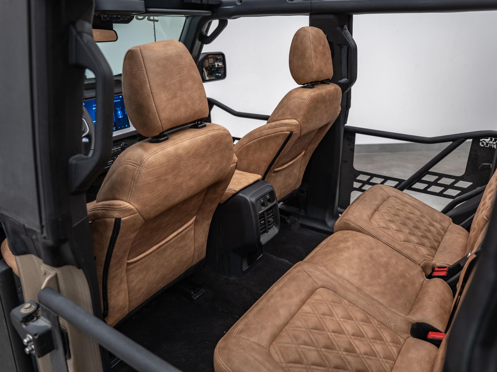 2026 FORD BRONCO 4X4 in Tan, photo 46 of 58