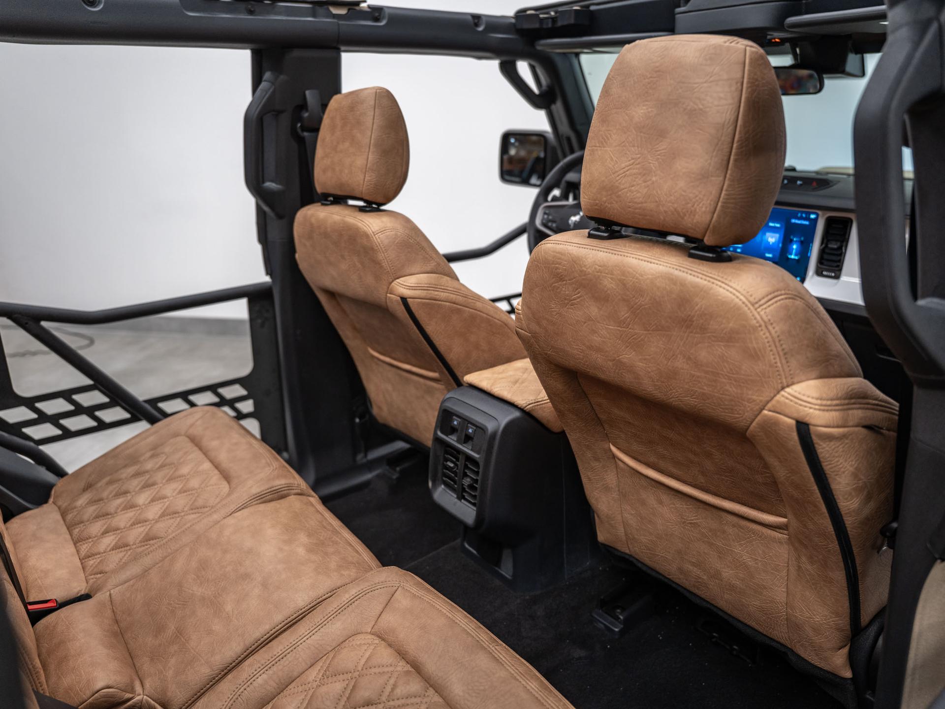 2026 FORD BRONCO 4X4 in Tan, photo 44 of 58