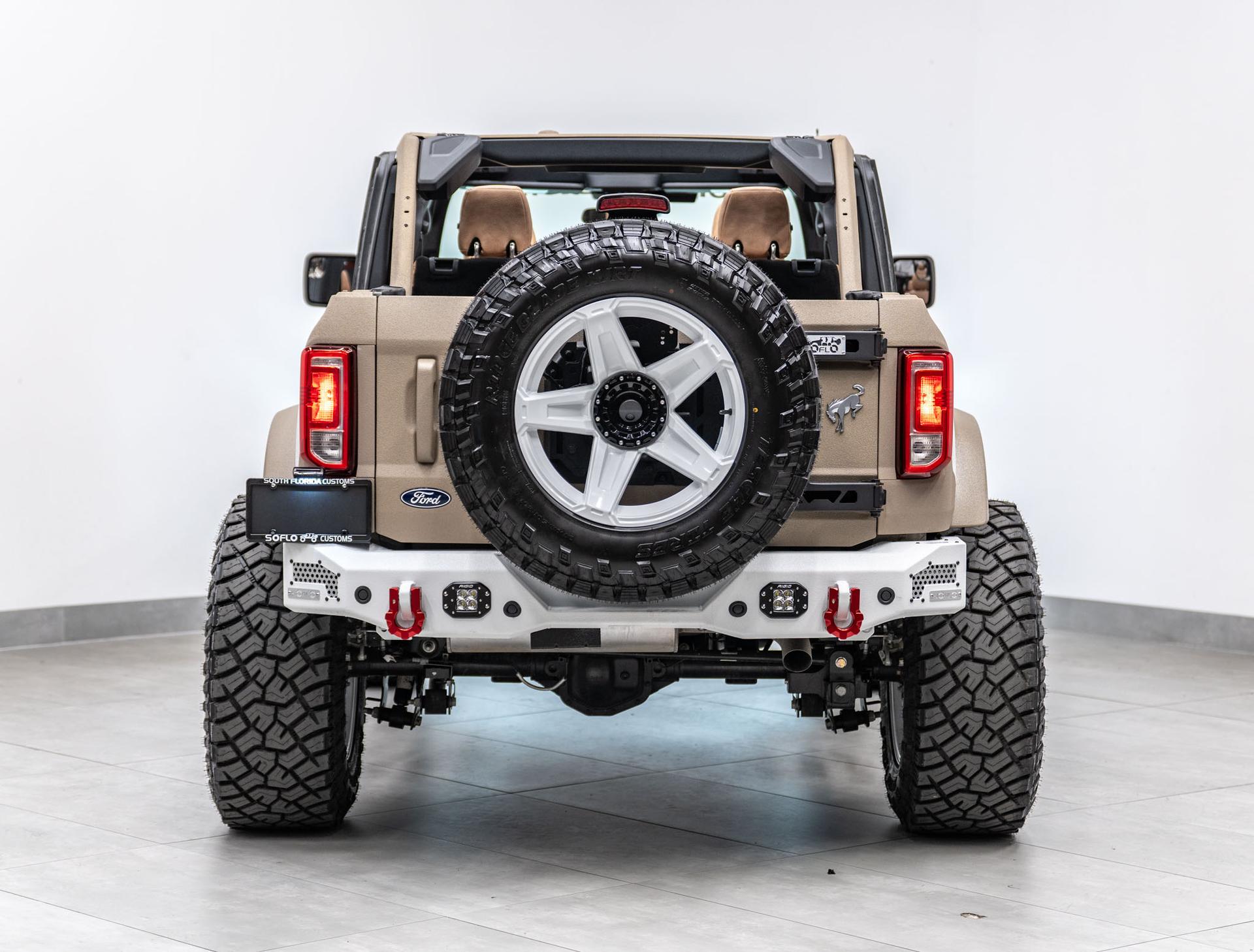 2026 FORD BRONCO 4X4 in Tan, photo 54 of 58