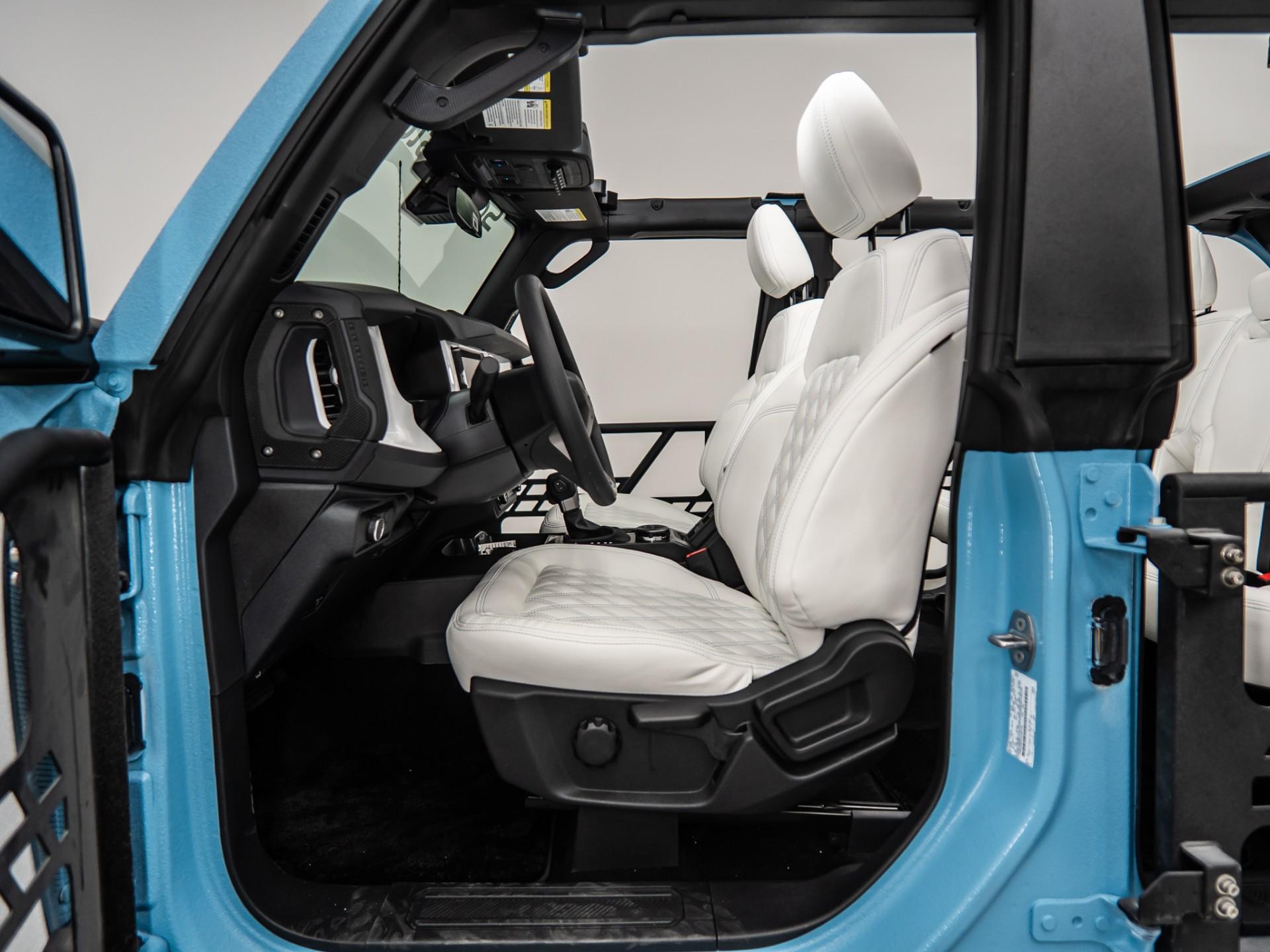 2025 FORD BRONCO 4X4 in Baby Blue, photo 26 of 55