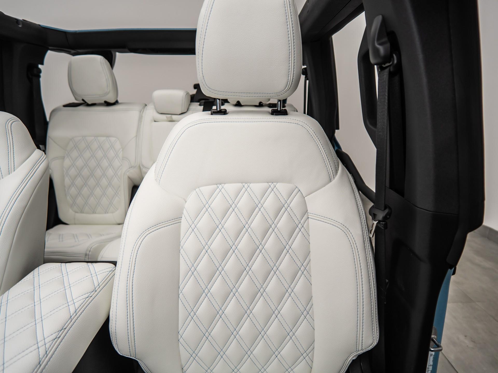 2025 FORD BRONCO 4X4 in Baby Blue, photo 35 of 55
