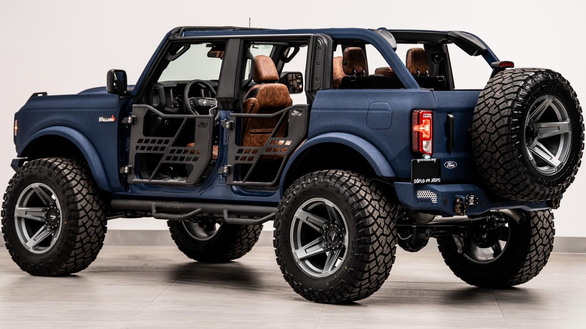 2025 FORD BRONCO 4X4 in Blue, photo 23 of 58