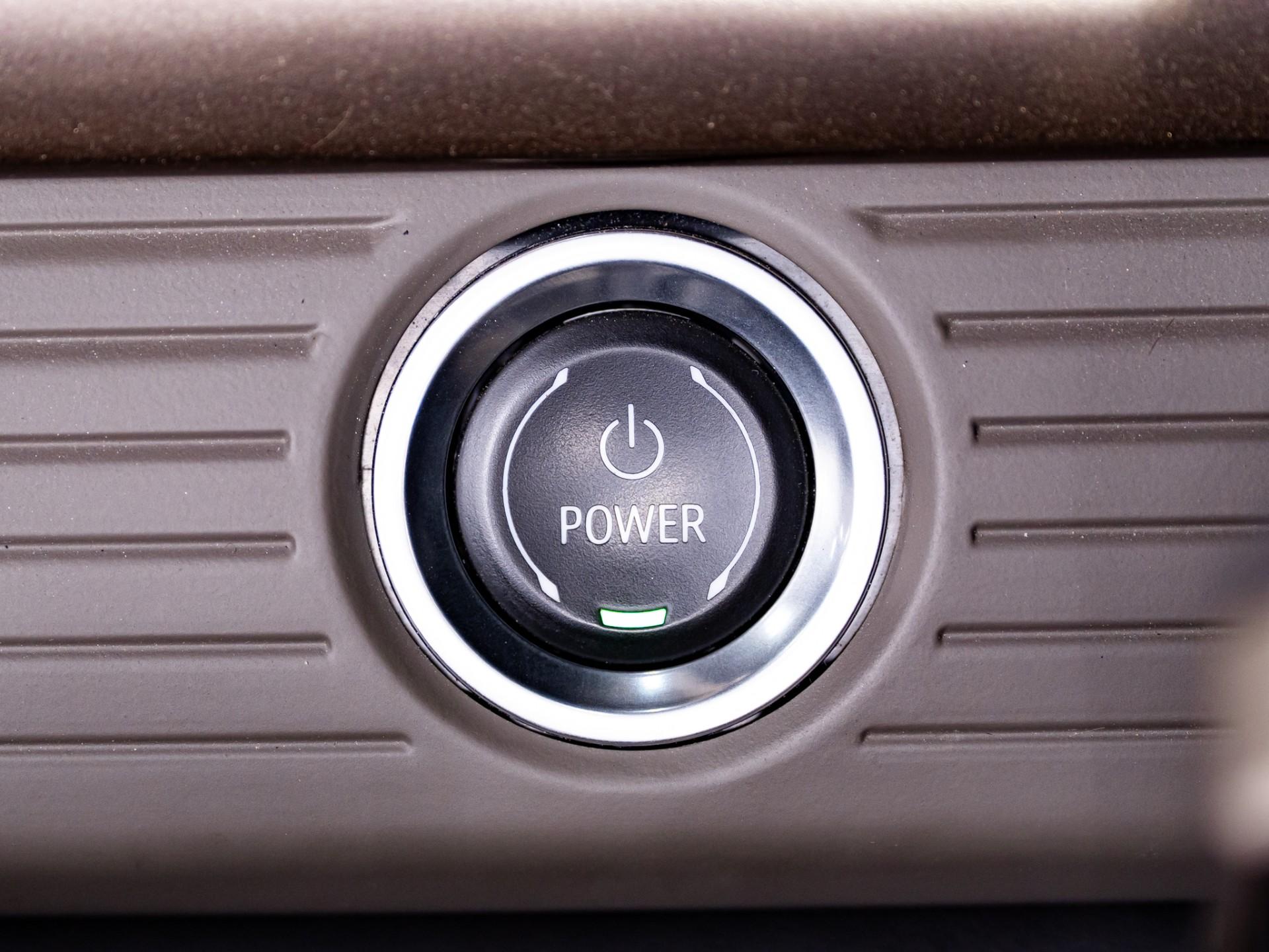 2025 GMC HUMMER EV 2X in METEORITE METALLIC (GREY), photo 49 of 57