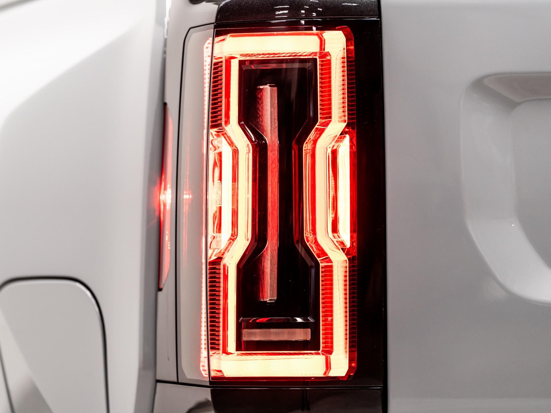 2025 GMC HUMMER EV 2X in METEORITE METALLIC (GREY), photo 18 of 57