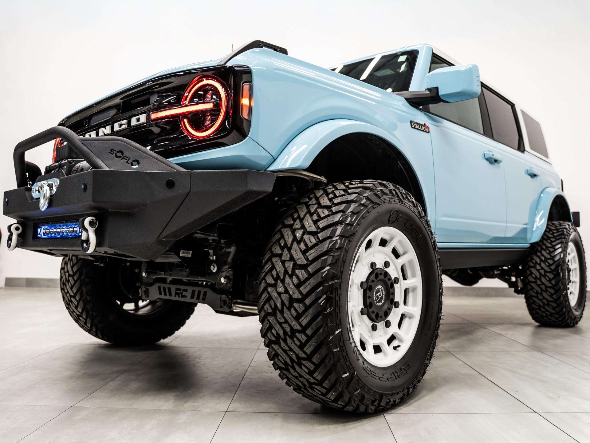 2024 FORD BRONCO 4X4 in Blue, photo 12 of 50